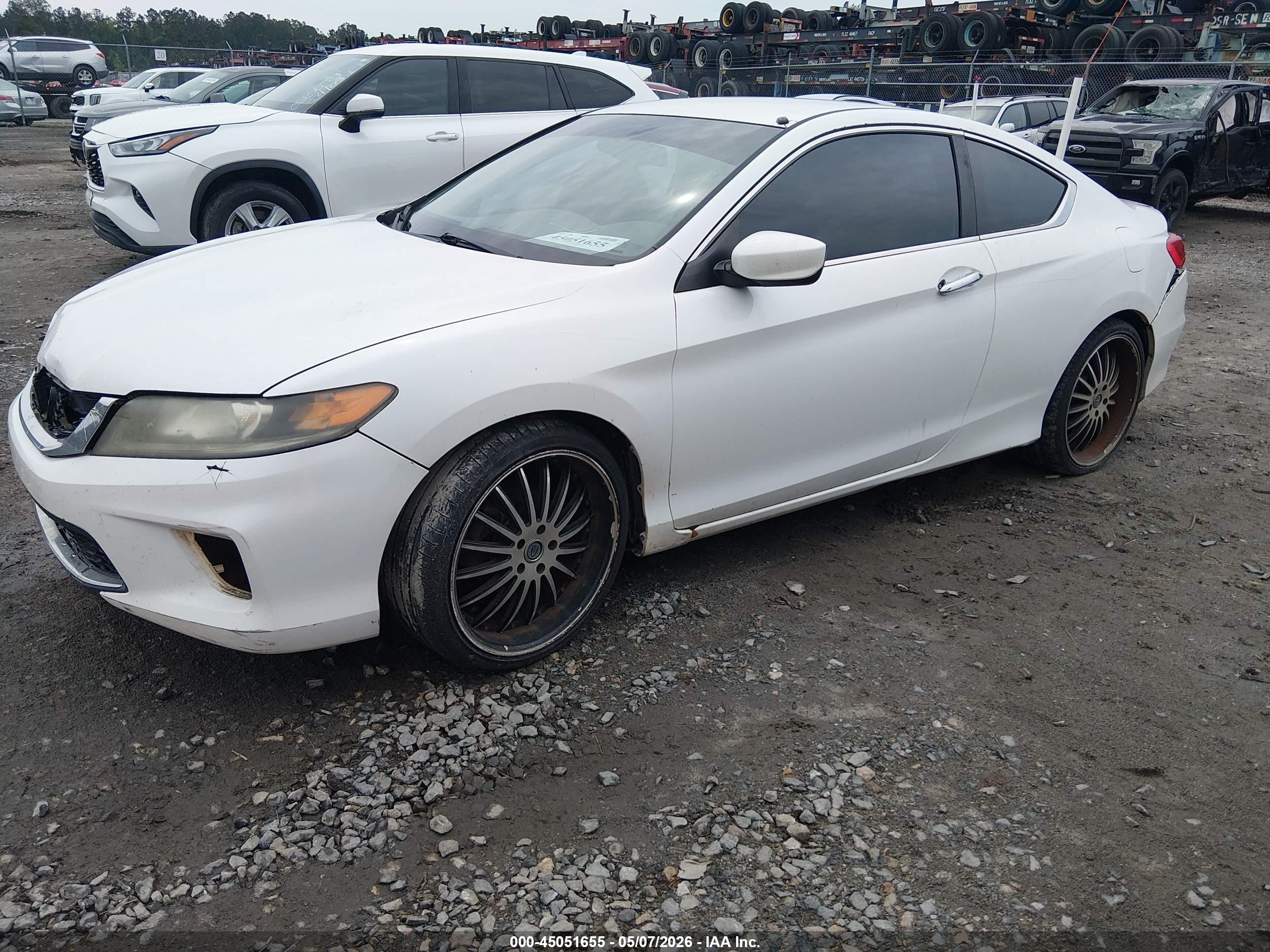 2013 Honda Accord Lx-s White vin: 1HGCT1B35DA007688