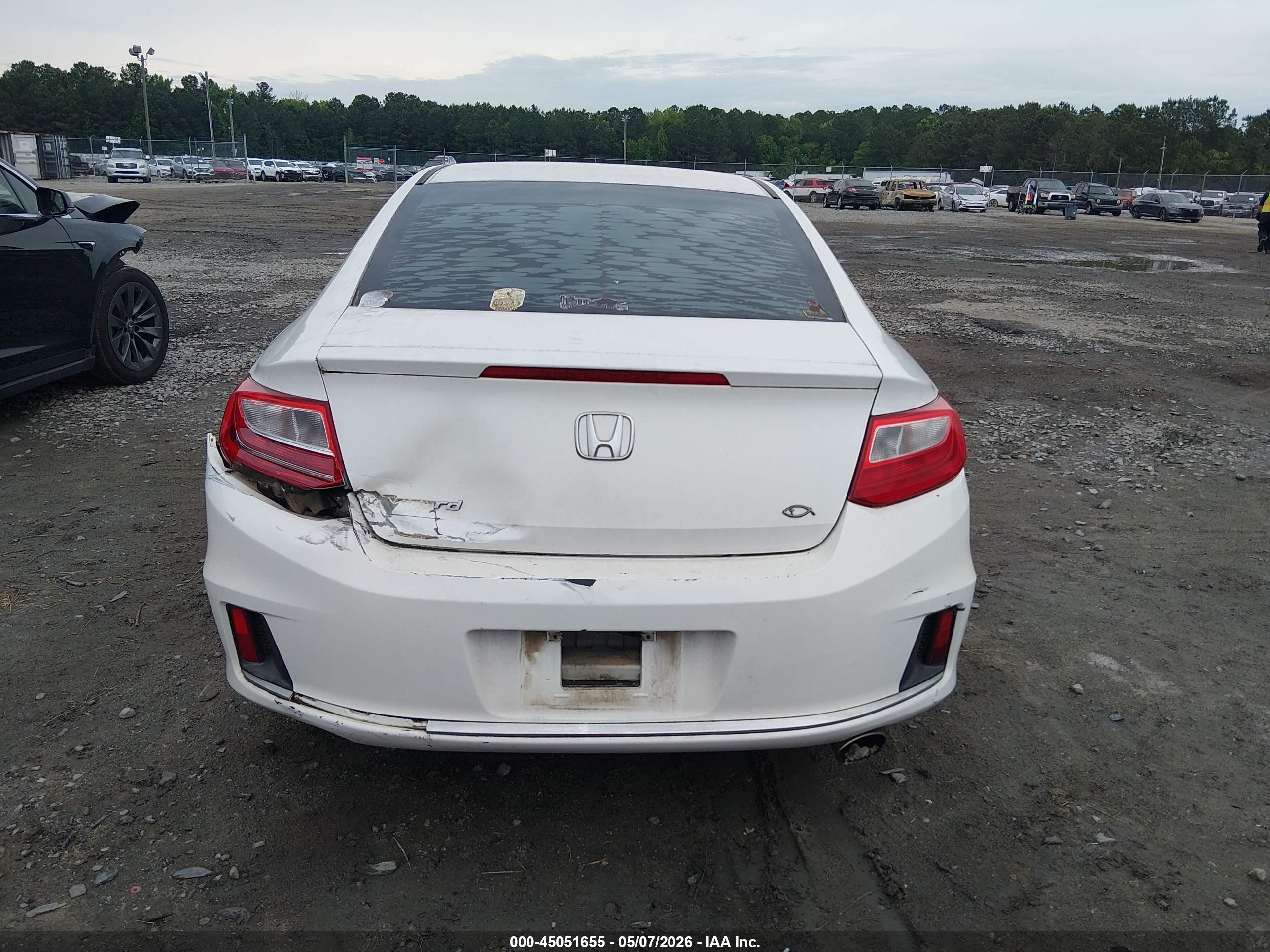 2013 Honda Accord Lx-s White vin: 1HGCT1B35DA007688