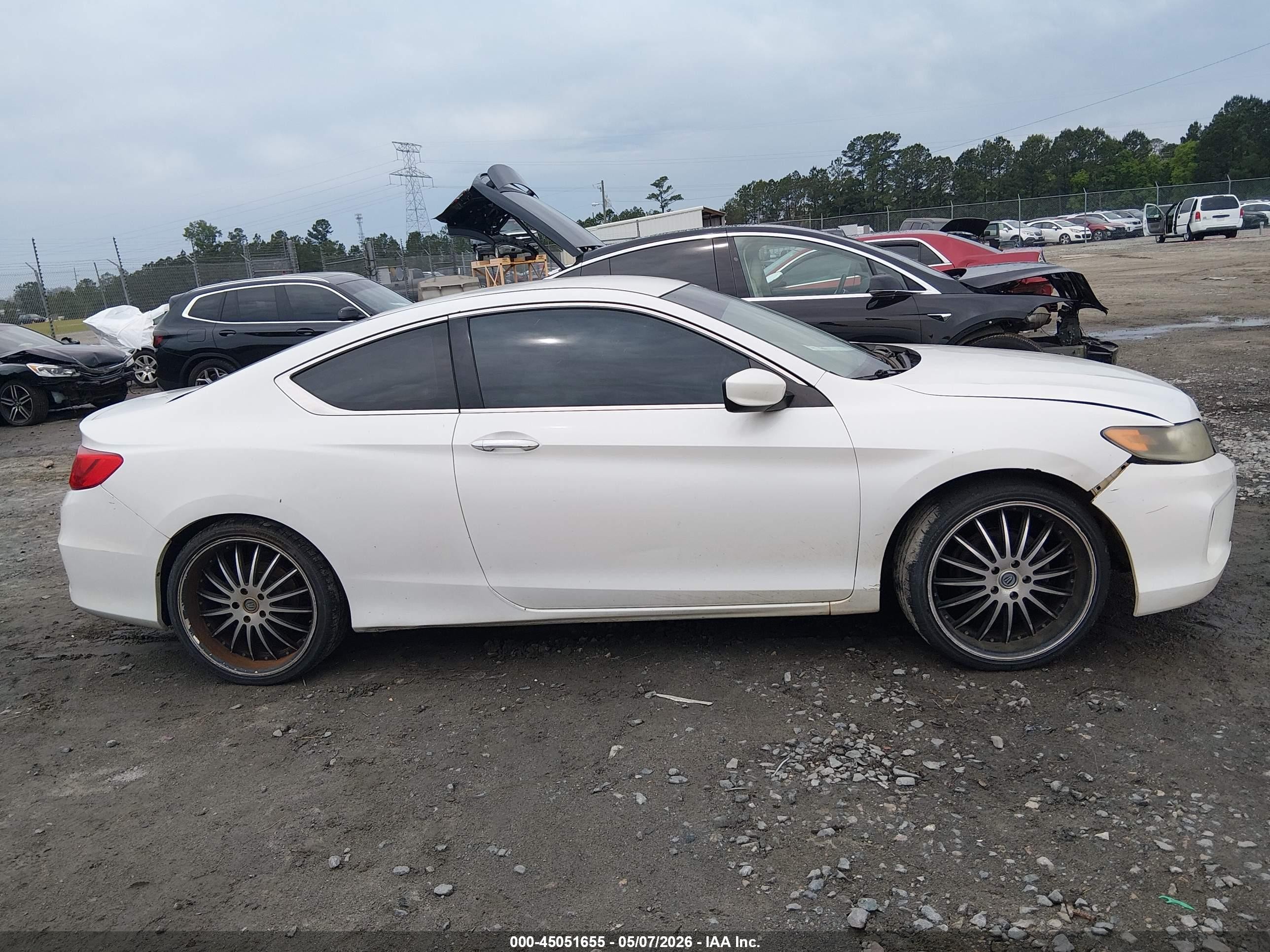 2013 Honda Accord Lx-s White vin: 1HGCT1B35DA007688