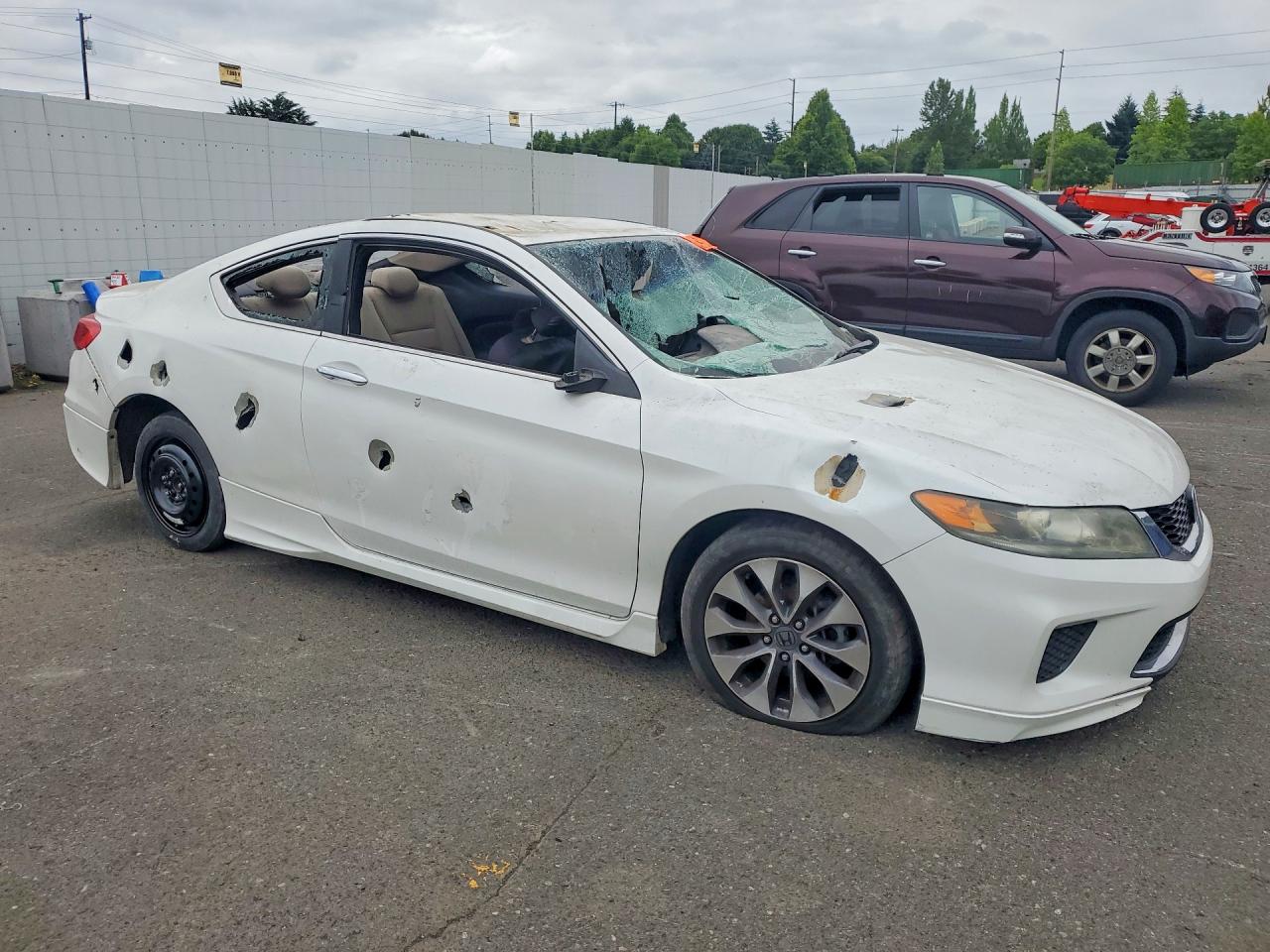 2013 Honda Accord Lx-s Белый vin: 1HGCT1B35DA012079