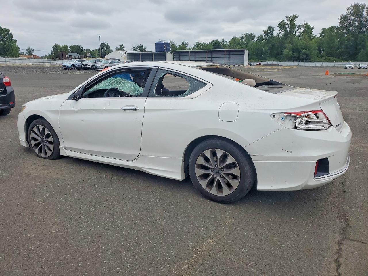 2013 Honda Accord Lx-s Белый vin: 1HGCT1B35DA012079