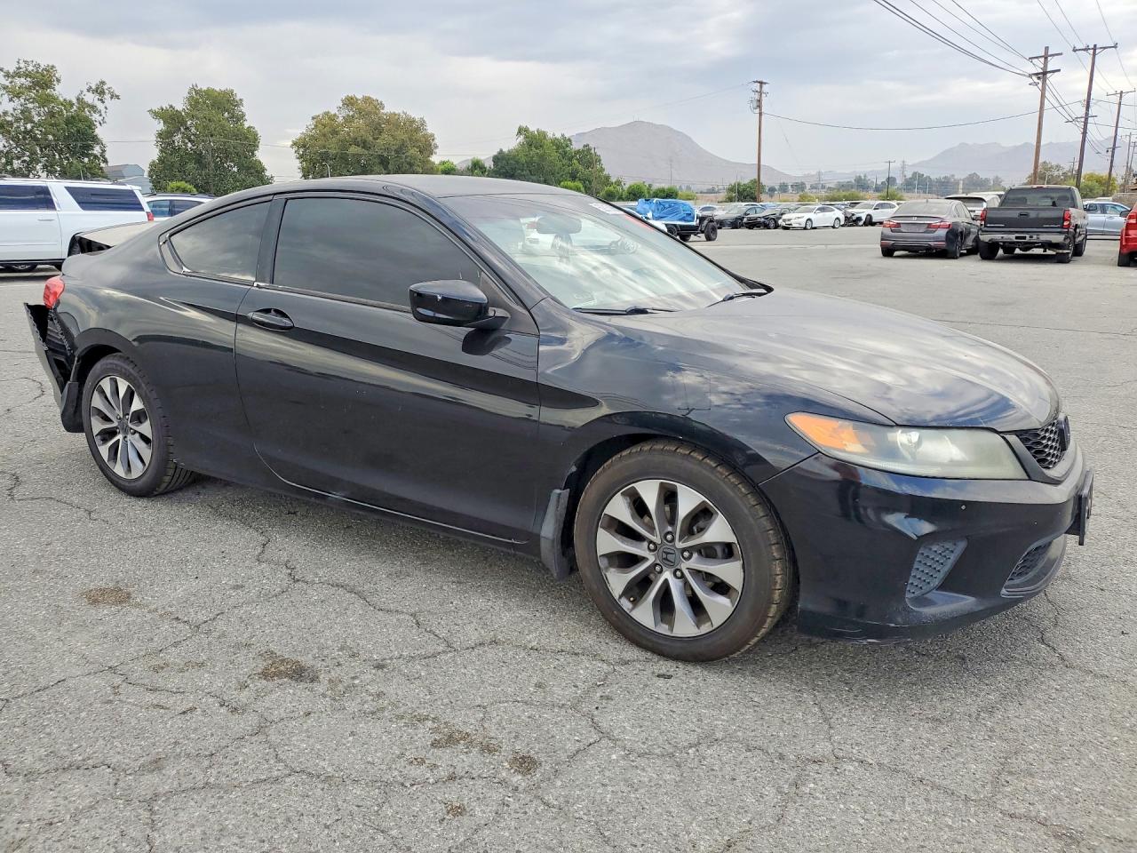 2015 Honda Accord Lx-s Черный vin: 1HGCT1B36FA012983