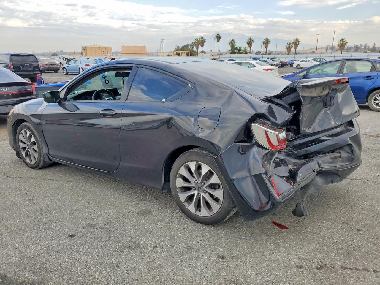 2015 Honda Accord Lx-s Черный vin: 1HGCT1B36FA012983