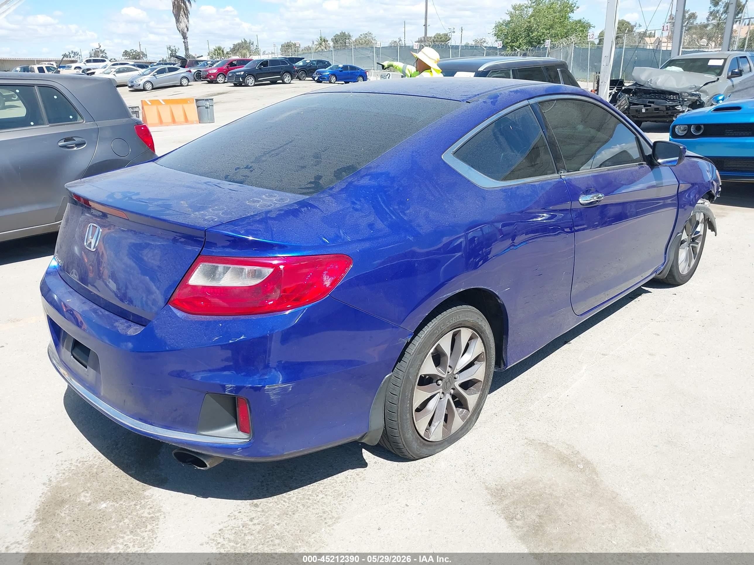 2013 Honda Accord Lx-s Blue vin: 1HGCT1B37DA010589
