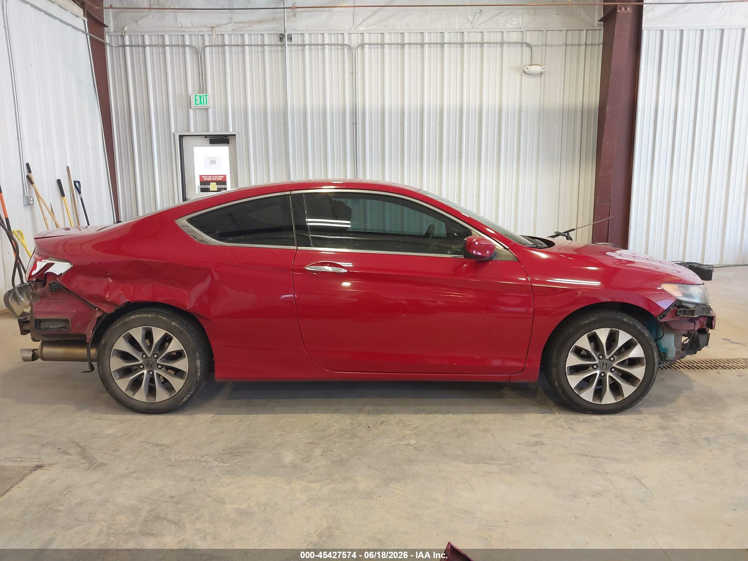 2015 Honda Accord Lx-s Red vin: 1HGCT1B38FA002925