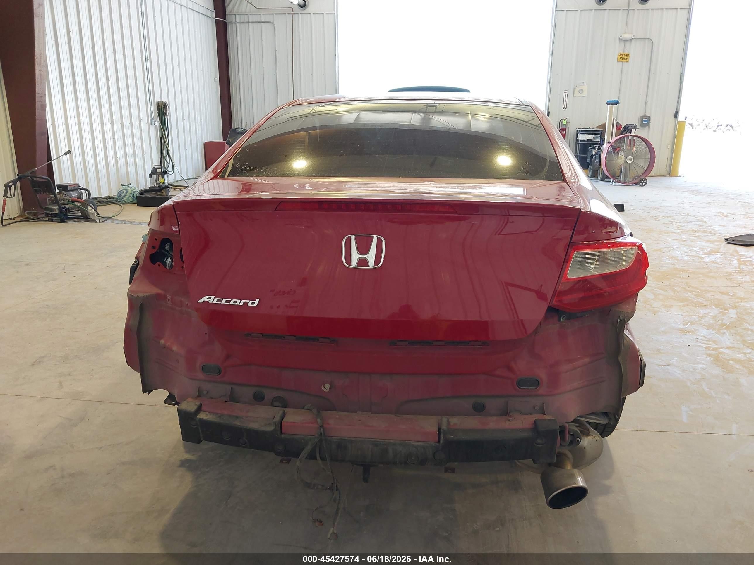 2015 Honda Accord Lx-s Red vin: 1HGCT1B38FA002925