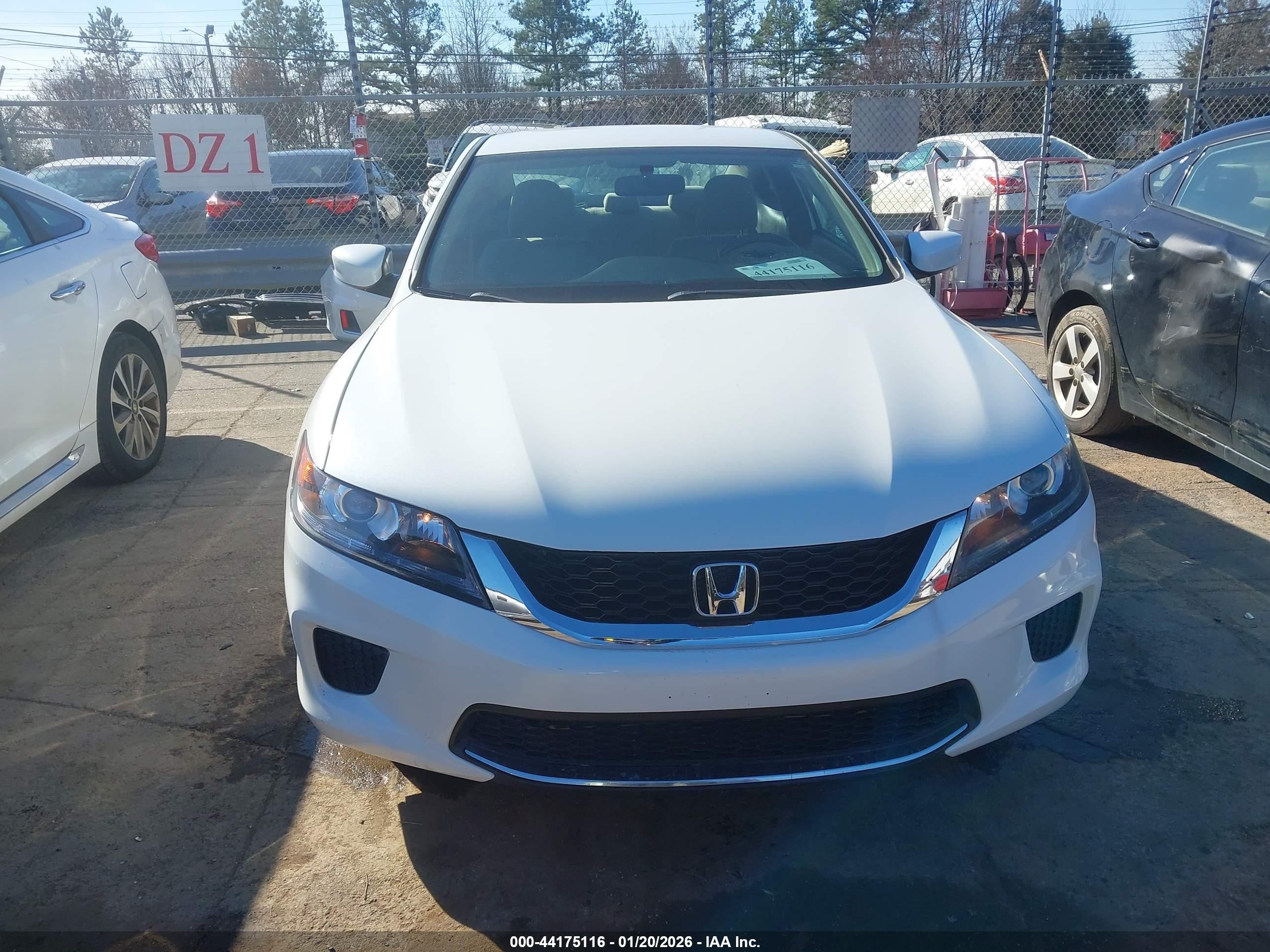 2015 Honda Accord Lx-s White vin: 1HGCT1B38FA014329