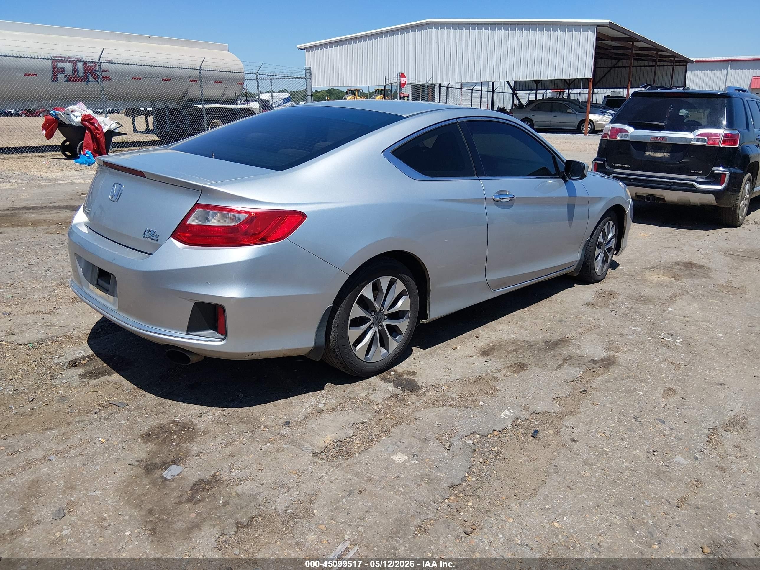 2013 Honda Accord Lx-s Серебряный vin: 1HGCT1B39DA015681