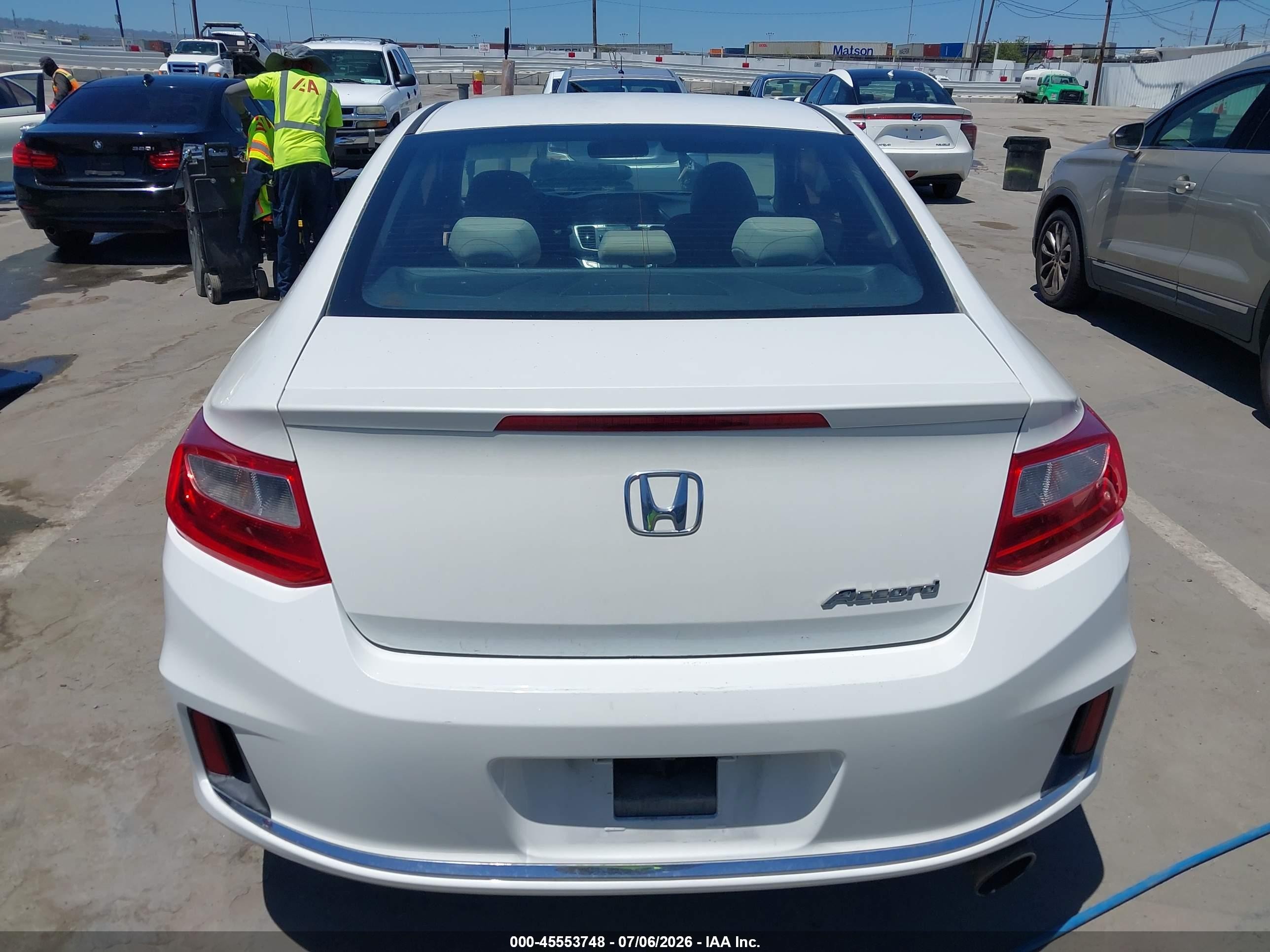 2015 Honda Accord Lx-s White vin: 1HGCT1B39FA004747
