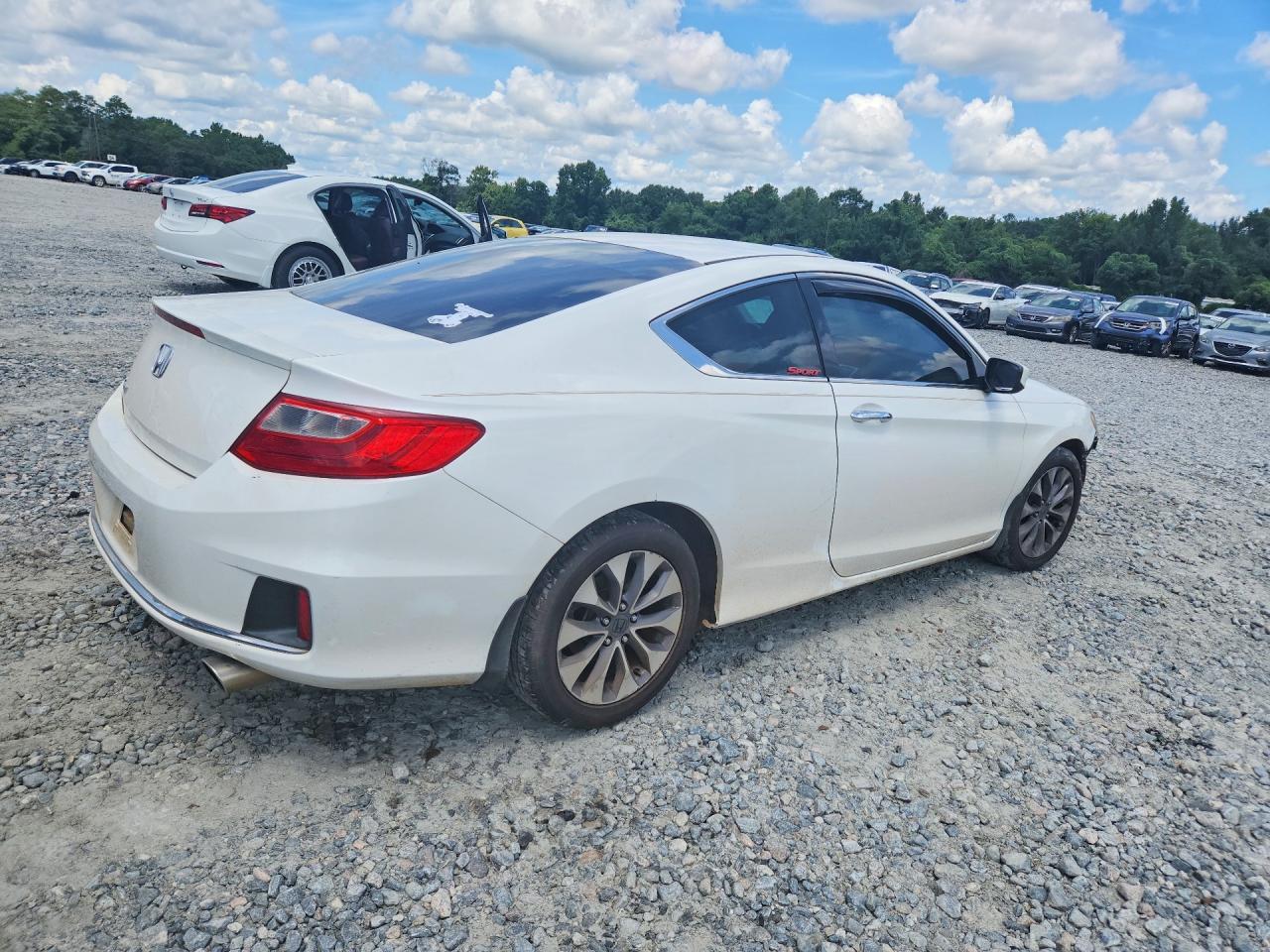 2015 Honda Accord Lx-s White vin: 1HGCT1B3XFA016082