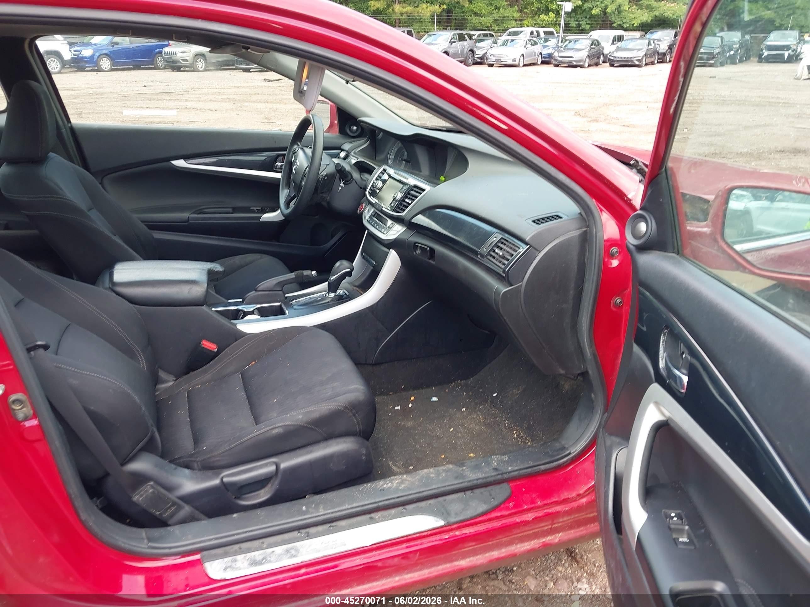 2015 Honda Accord Ex Red vin: 1HGCT1B70FA000914