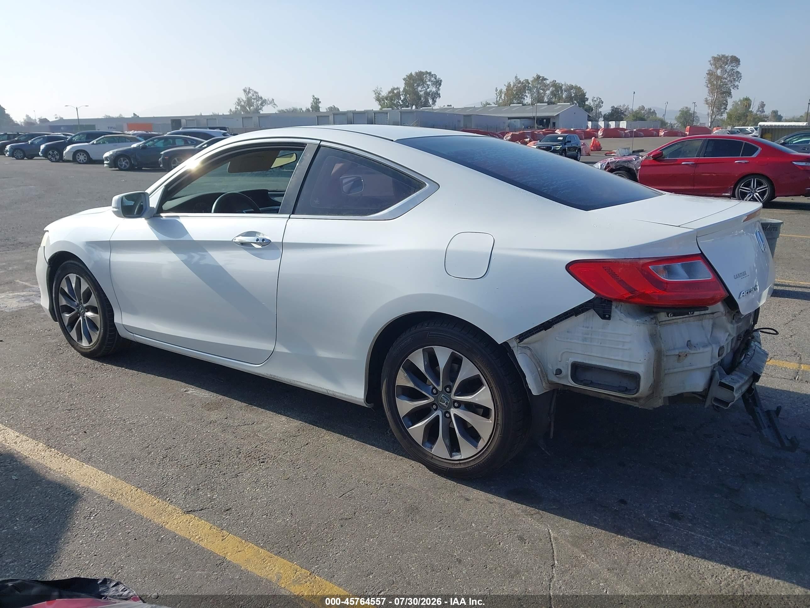 2015 Honda Accord Ex White vin: 1HGCT1B70FA014702