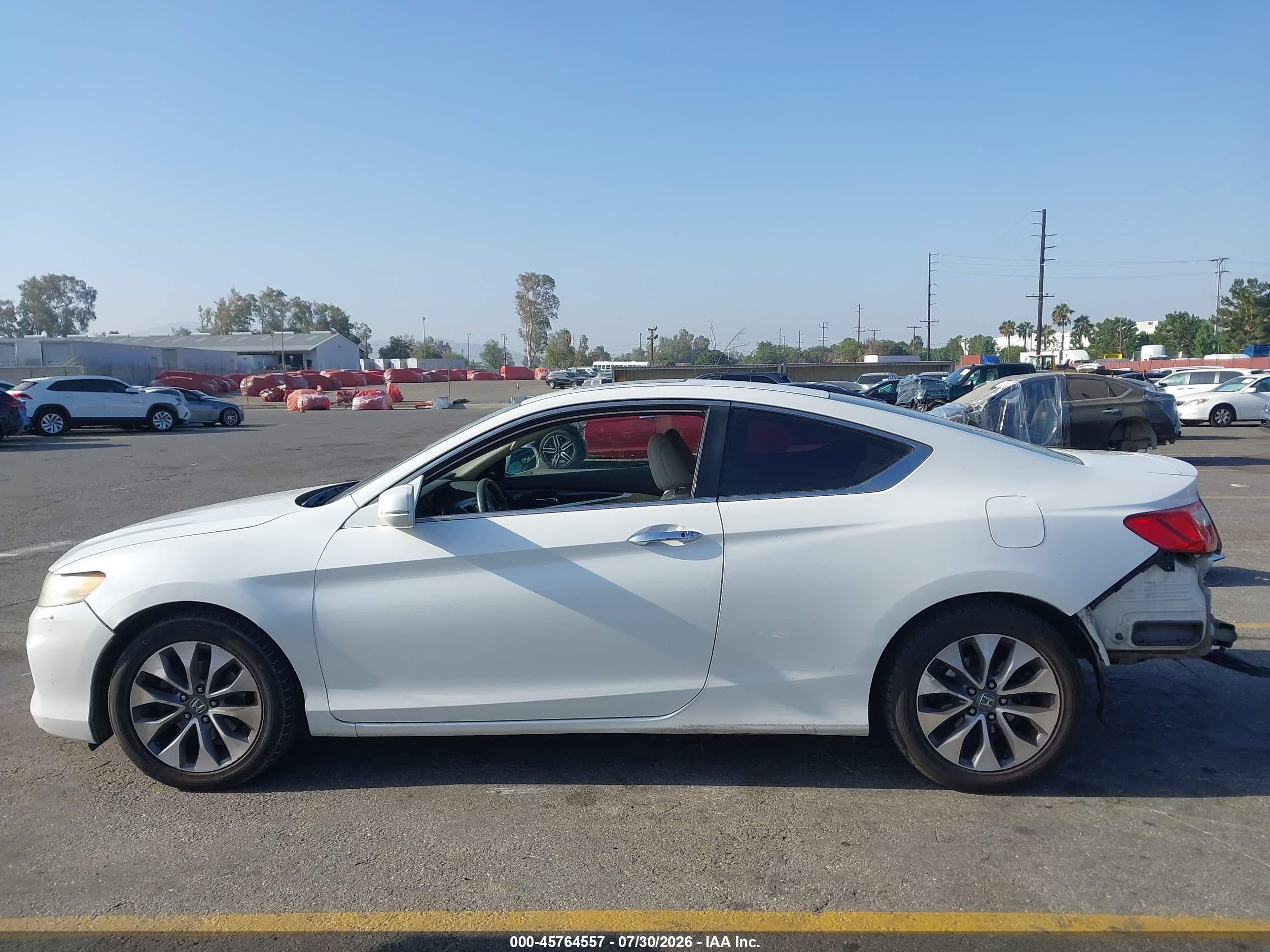 2015 Honda Accord Ex White vin: 1HGCT1B70FA014702