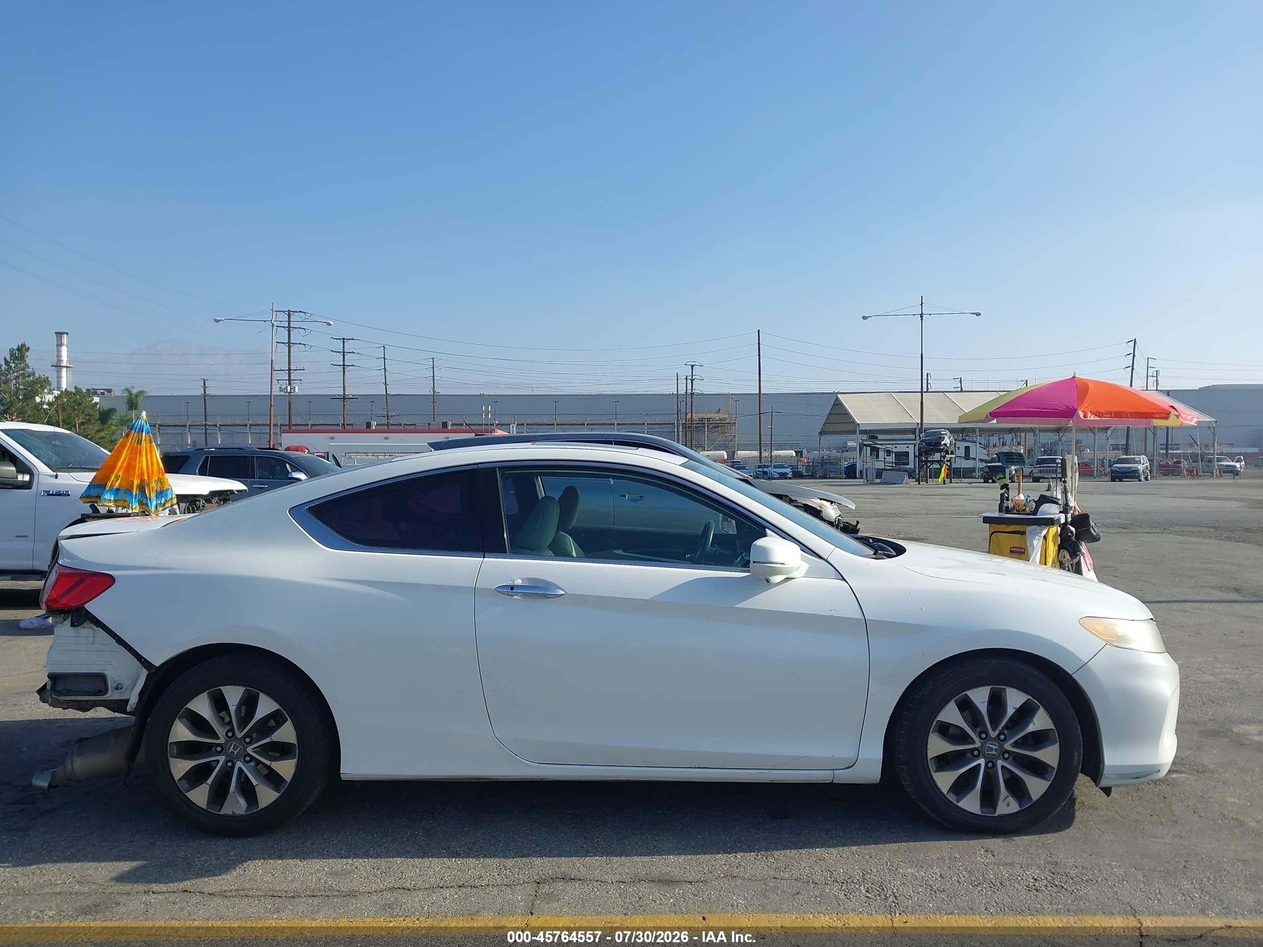 2015 Honda Accord Ex White vin: 1HGCT1B70FA014702