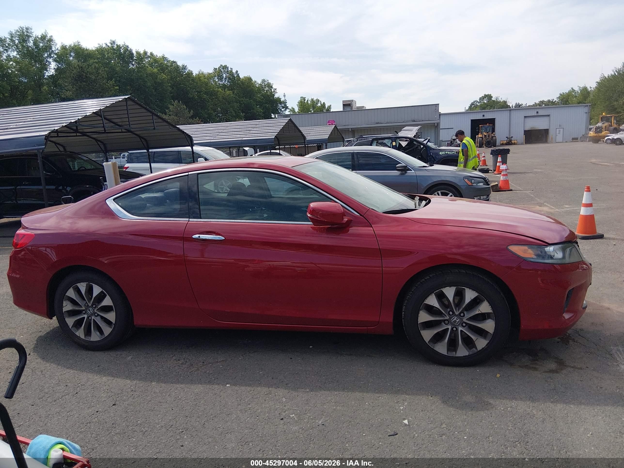 2015 Honda Accord Ex Red vin: 1HGCT1B71FA006530