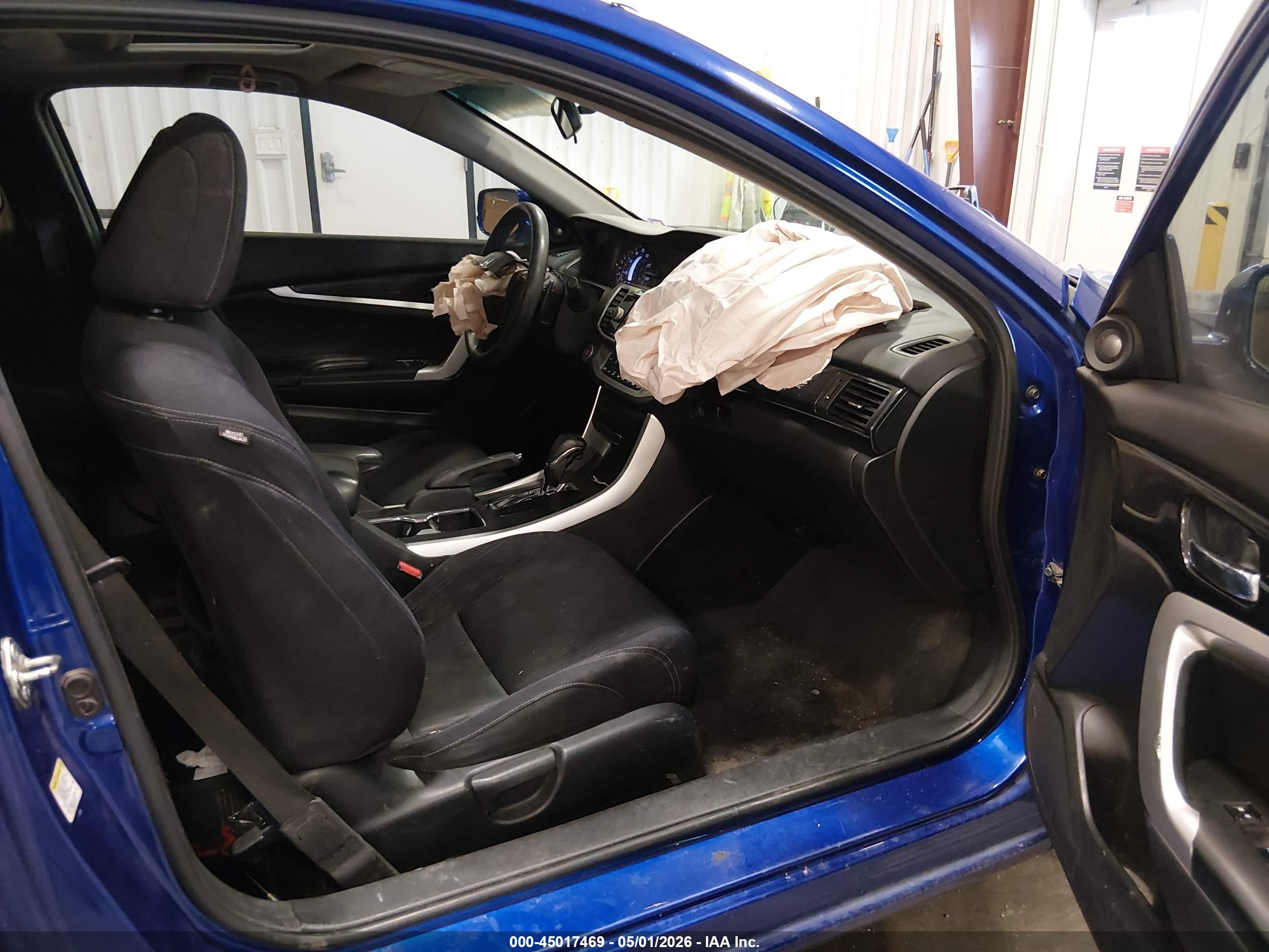 2015 Honda Accord Ex Blue vin: 1HGCT1B71FA006804