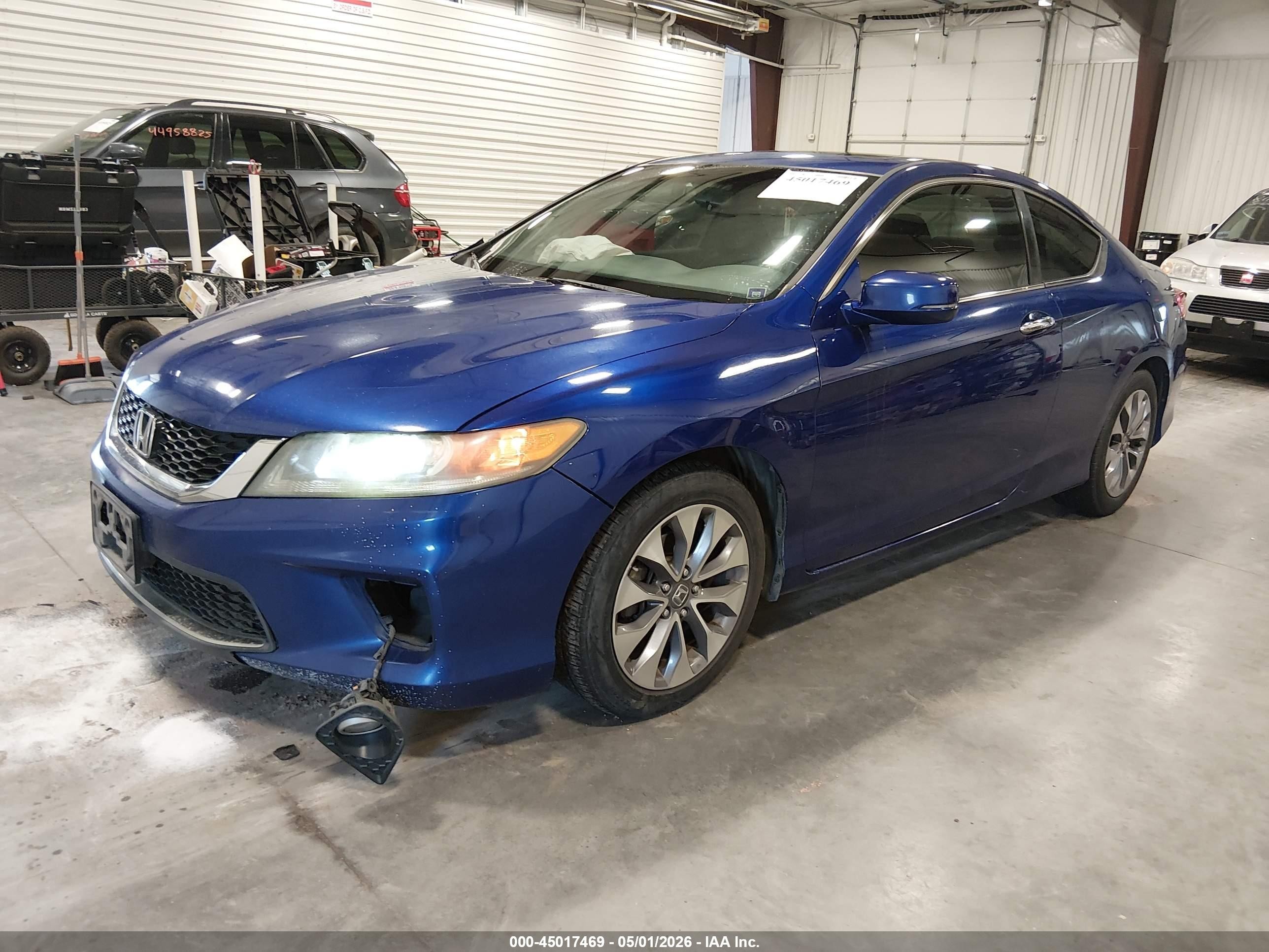 2015 Honda Accord Ex Blue vin: 1HGCT1B71FA006804