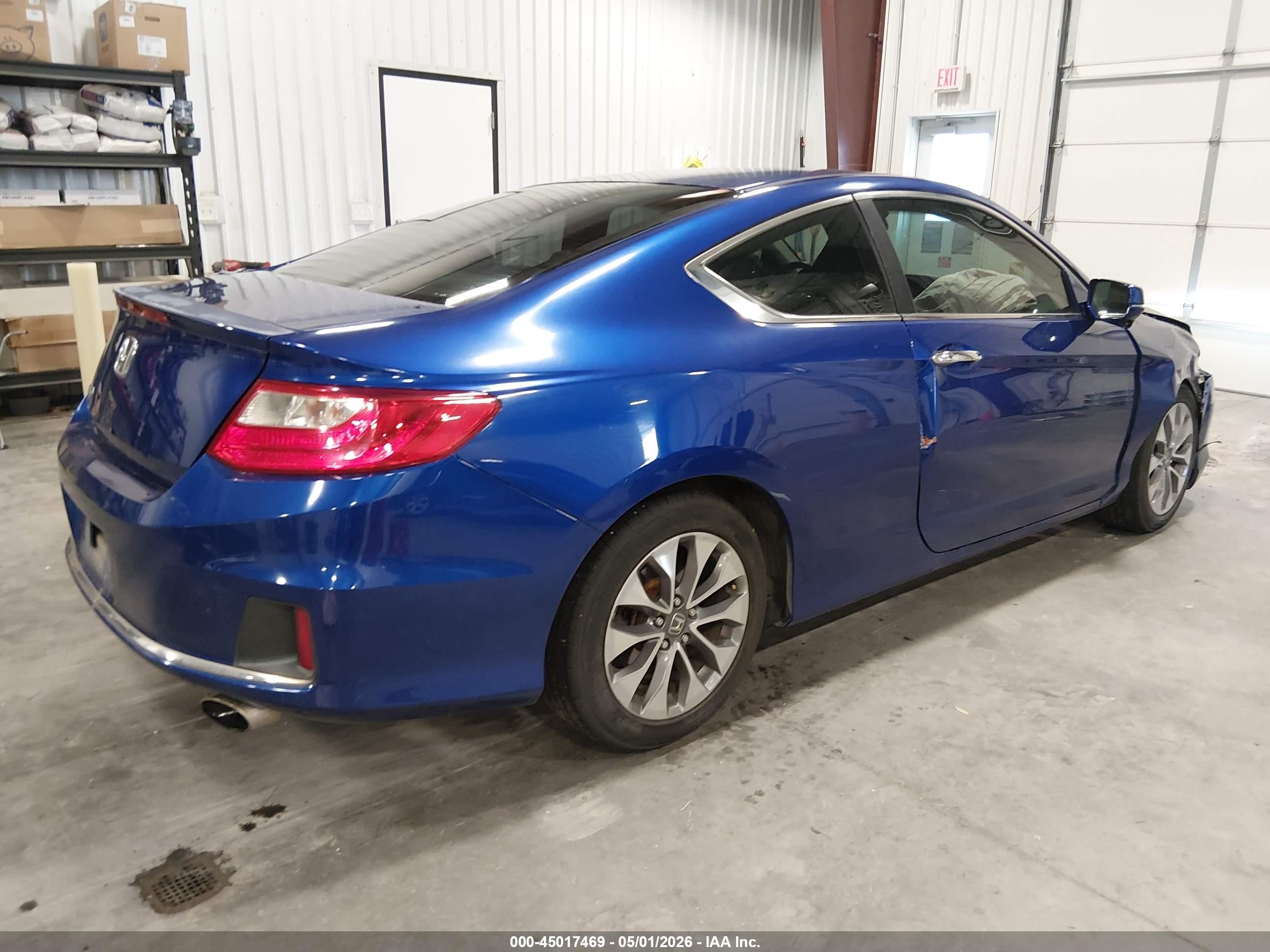2015 Honda Accord Ex Blue vin: 1HGCT1B71FA006804