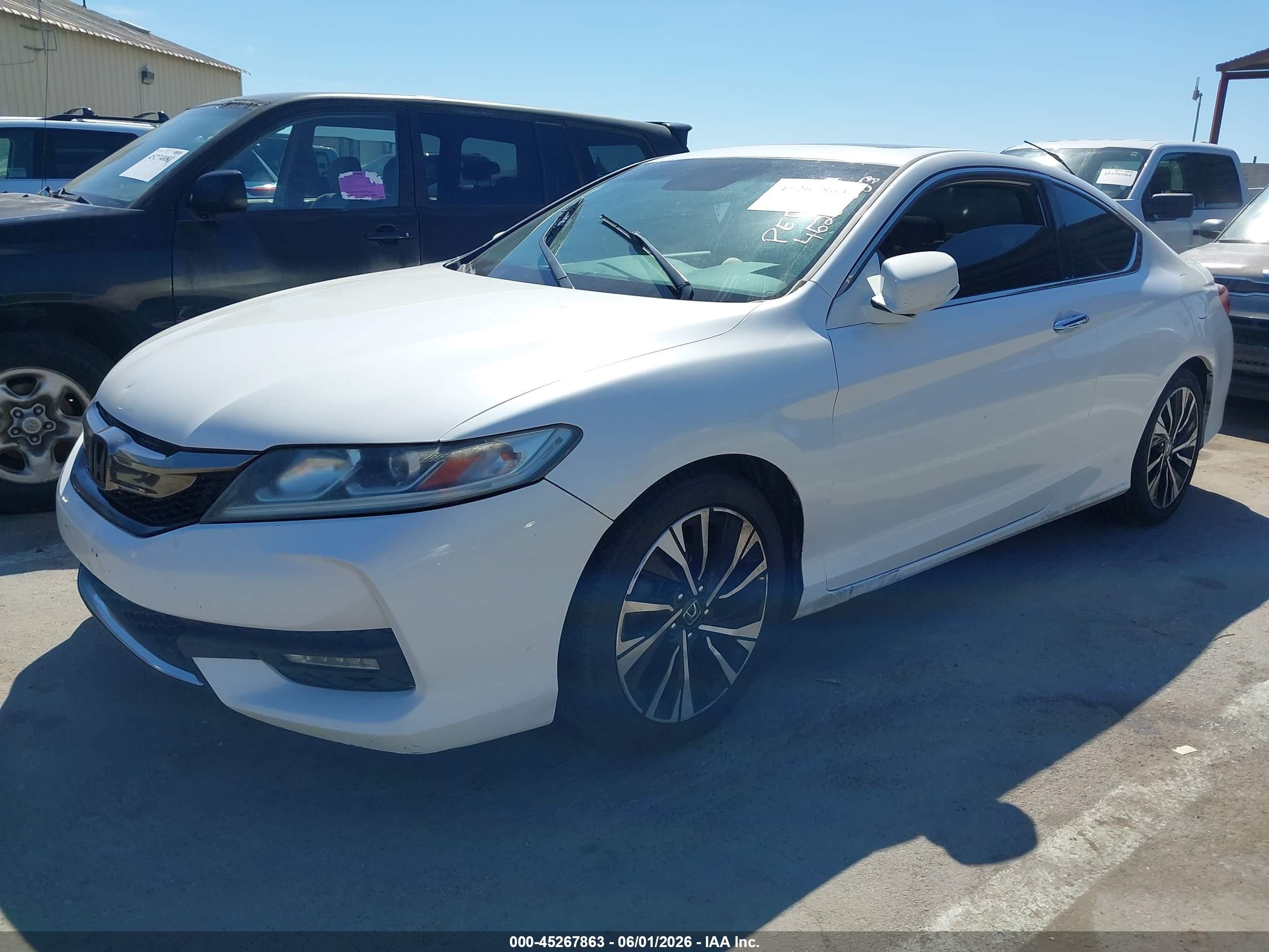 2016 Honda Accord Ex White vin: 1HGCT1B72GA002875