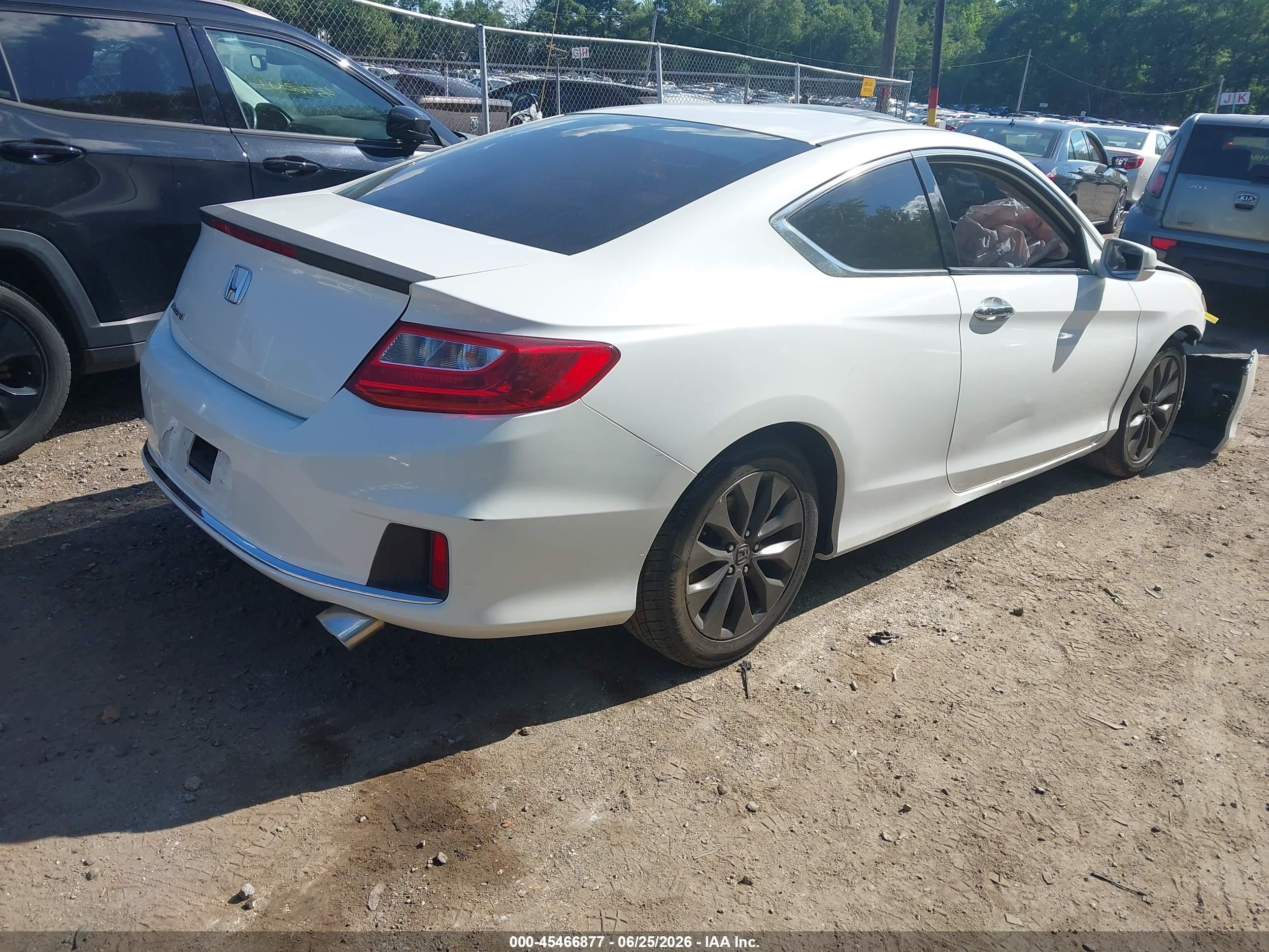 2013 Honda Accord Ex White vin: 1HGCT1B73DA011015
