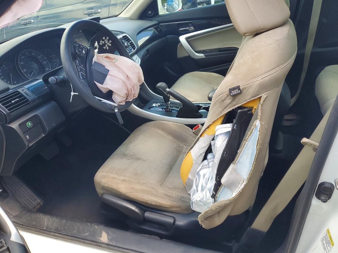 2013 Honda Accord Ex White vin: 1HGCT1B73DA017459