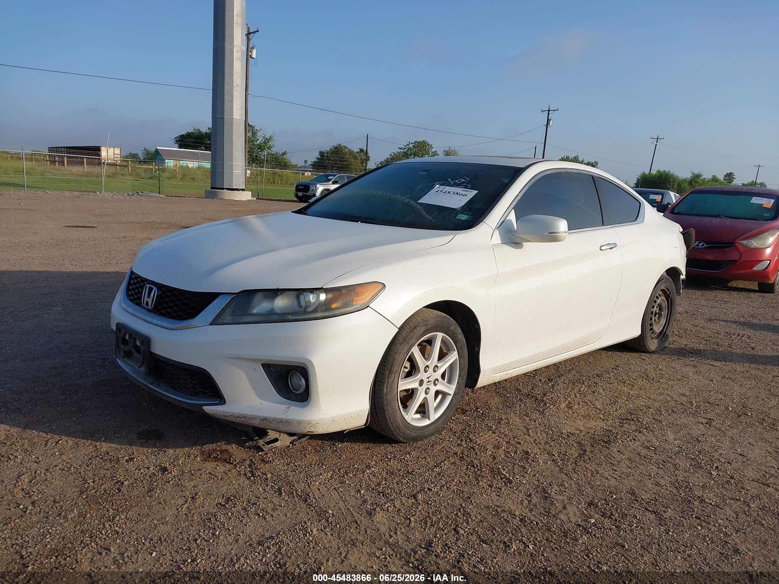 2014 Honda Accord Ex White vin: 1HGCT1B74EA011817