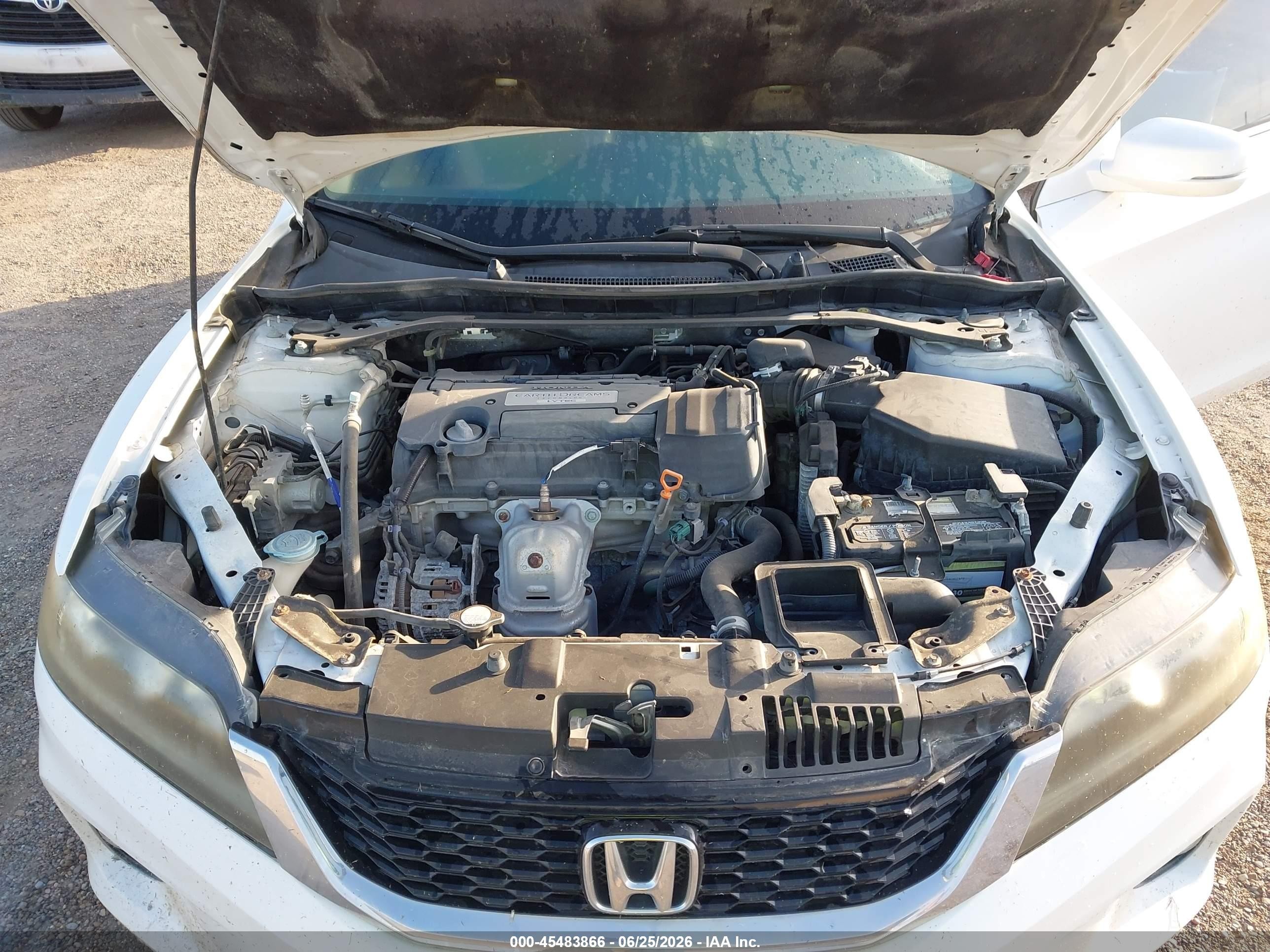 2014 Honda Accord Ex White vin: 1HGCT1B74EA011817
