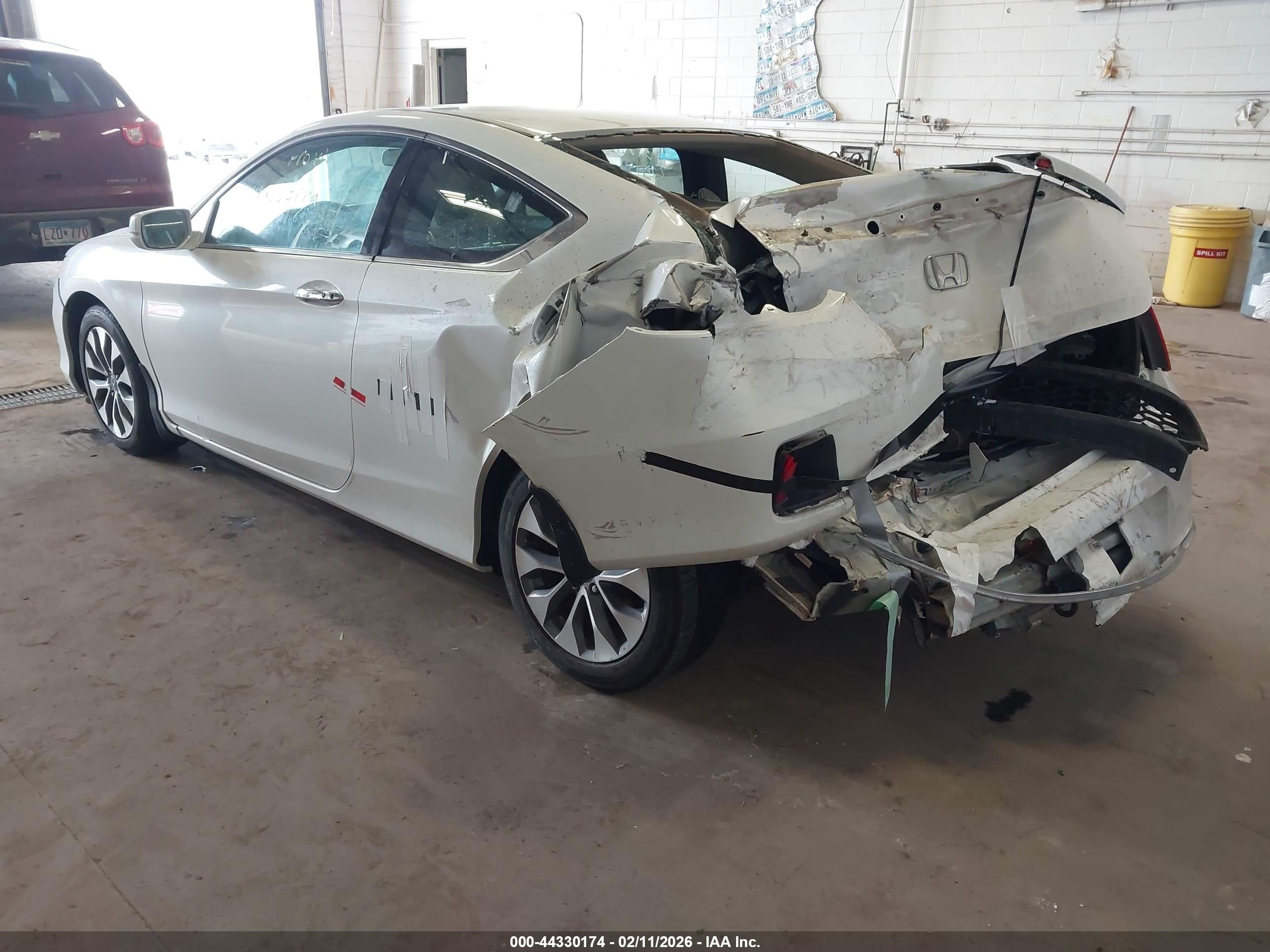 2013 Honda Accord Ex White vin: 1HGCT1B75DA020119