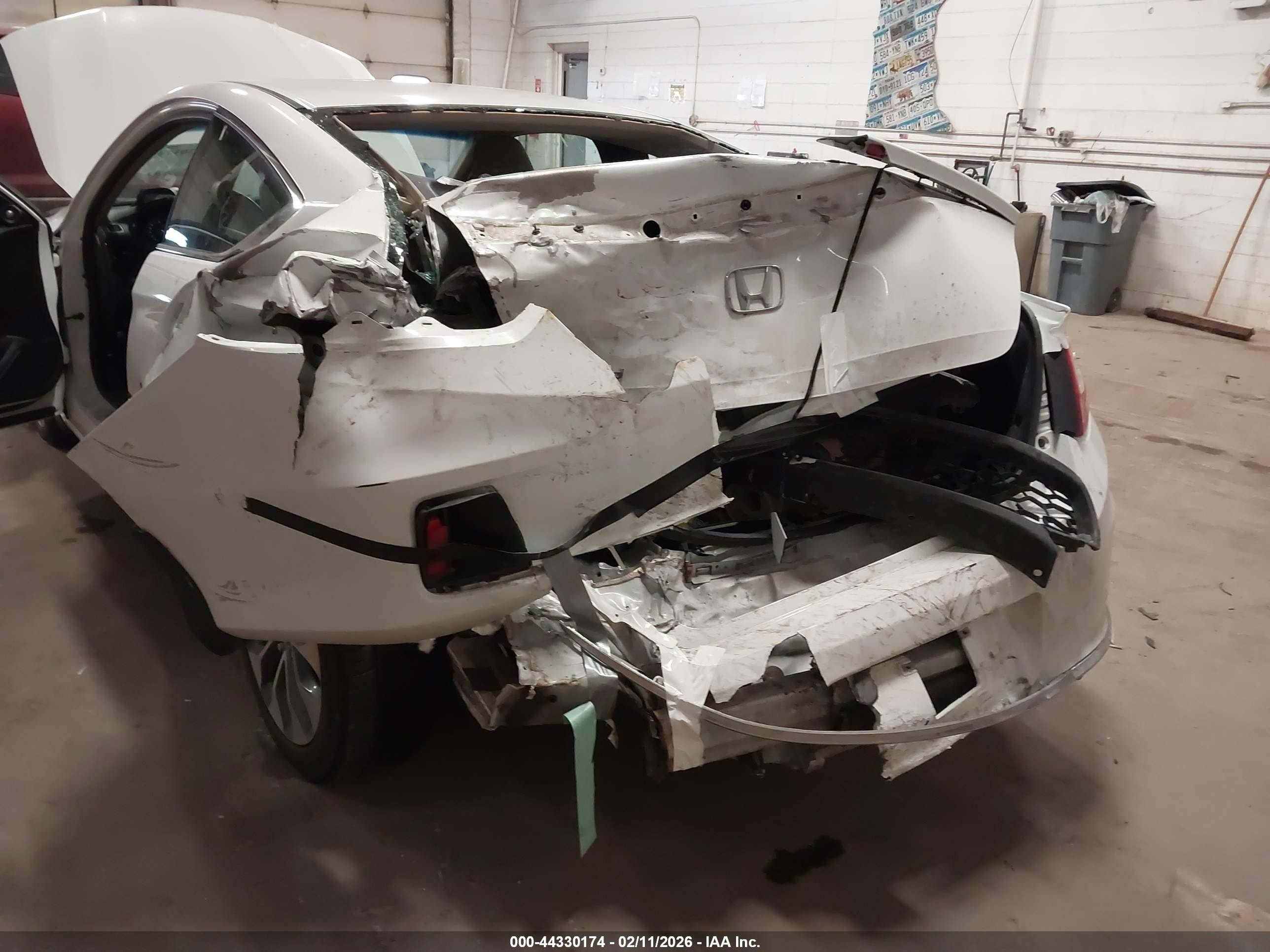 2013 Honda Accord Ex White vin: 1HGCT1B75DA020119