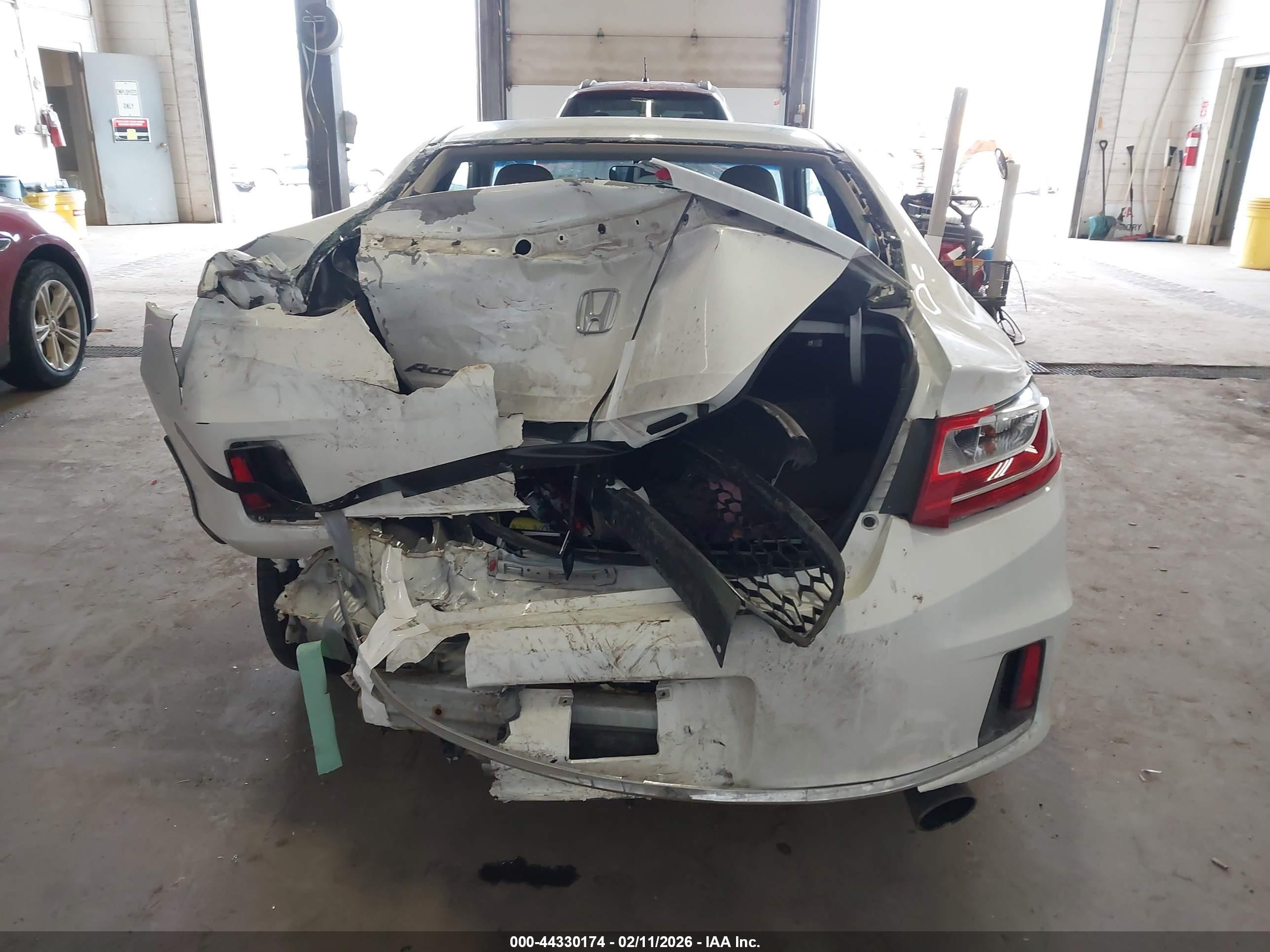2013 Honda Accord Ex White vin: 1HGCT1B75DA020119