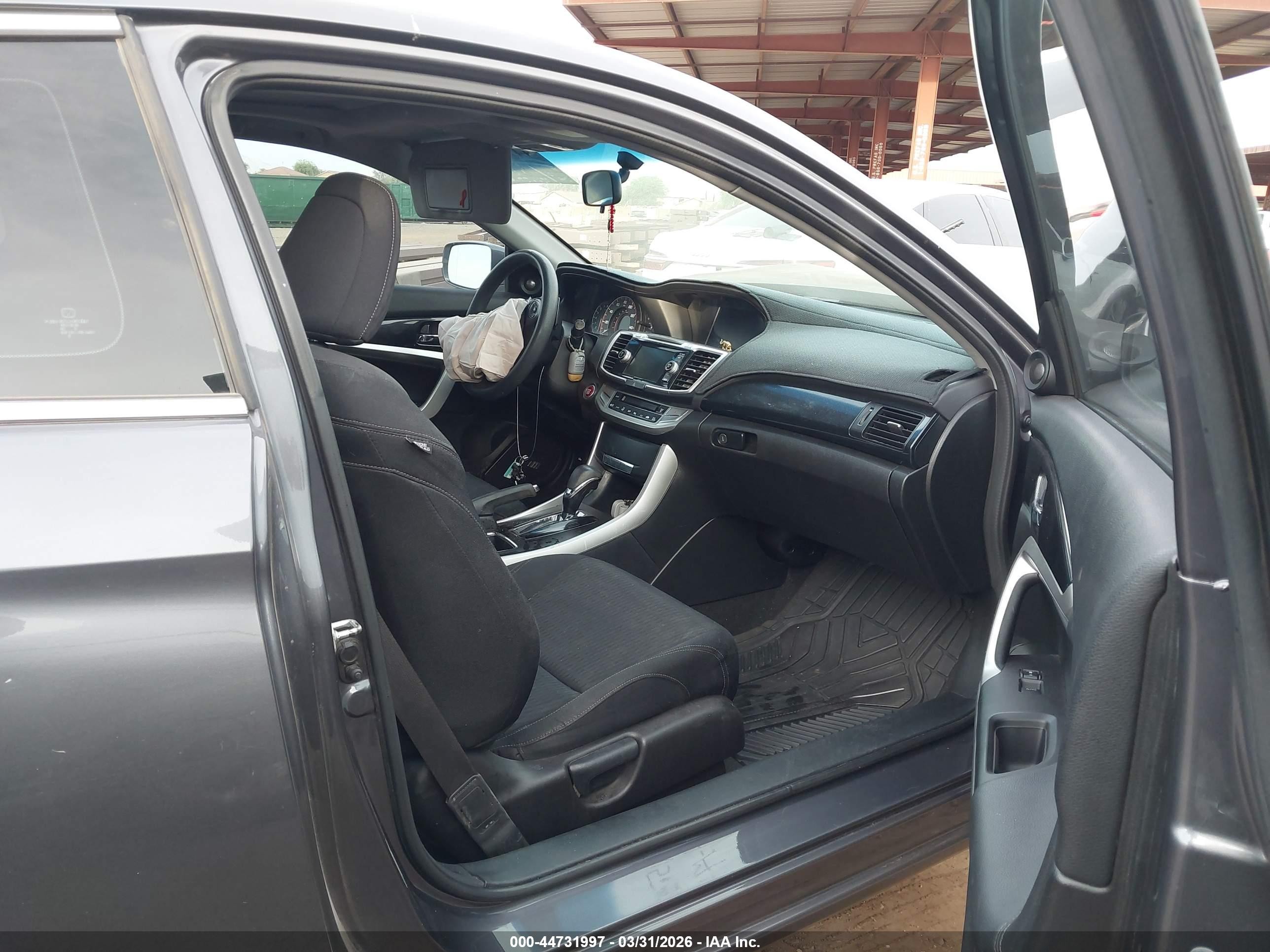 2013 Honda Accord Ex Gray vin: 1HGCT1B76DA015155