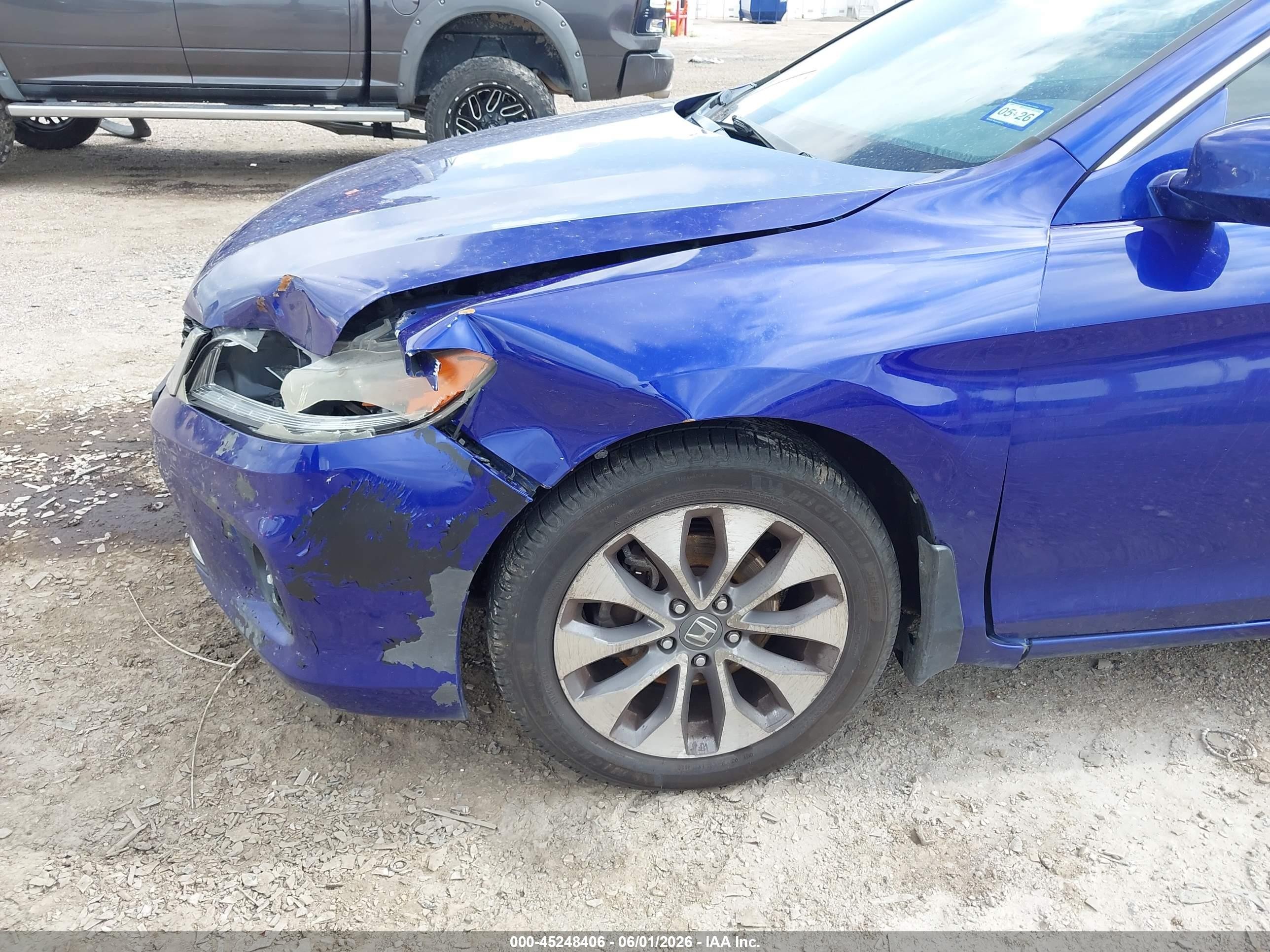 2014 Honda Accord Ex Blue vin: 1HGCT1B76EA011690