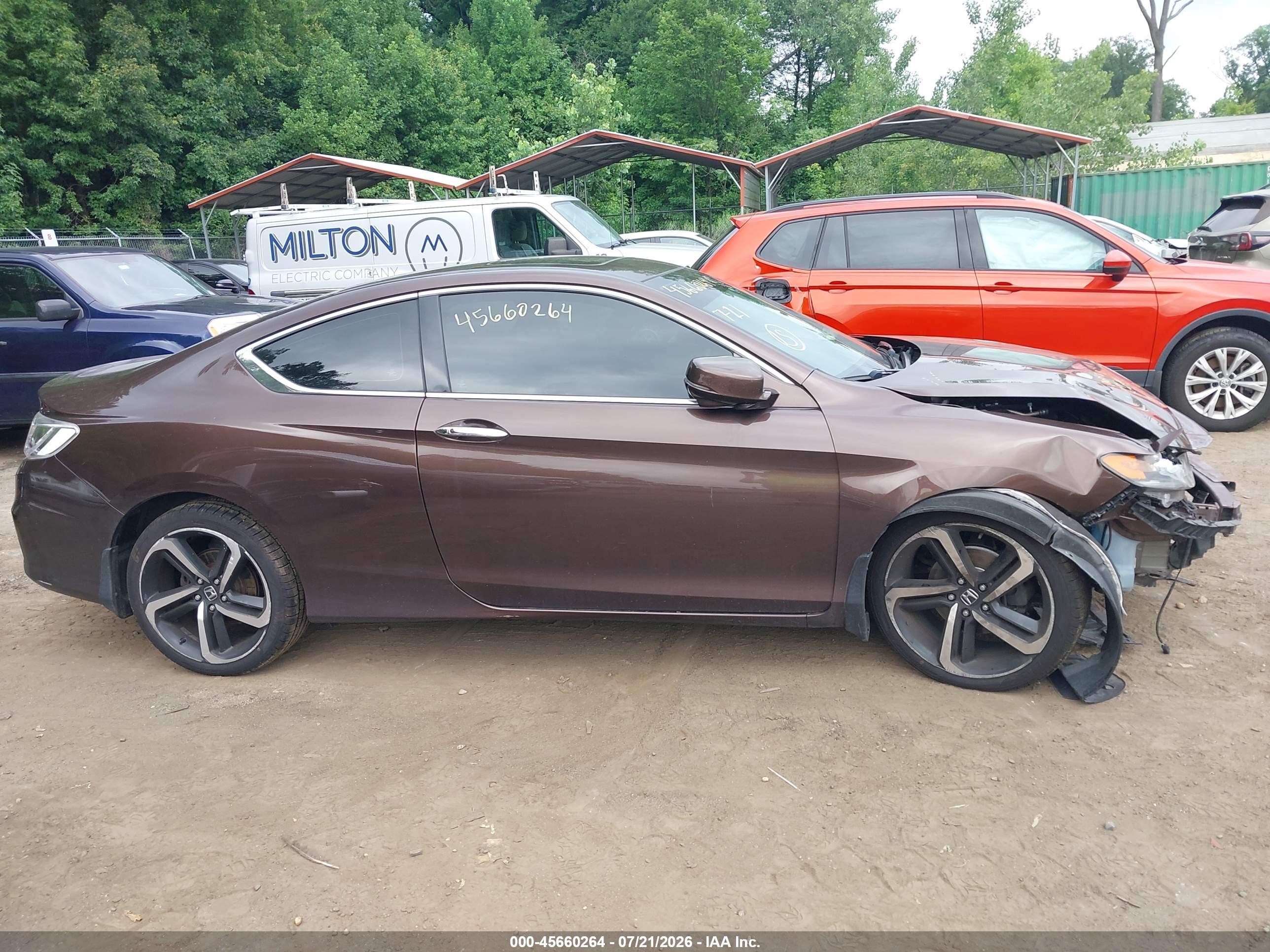 2015 Honda Accord Ex Brown vin: 1HGCT1B78FA002605