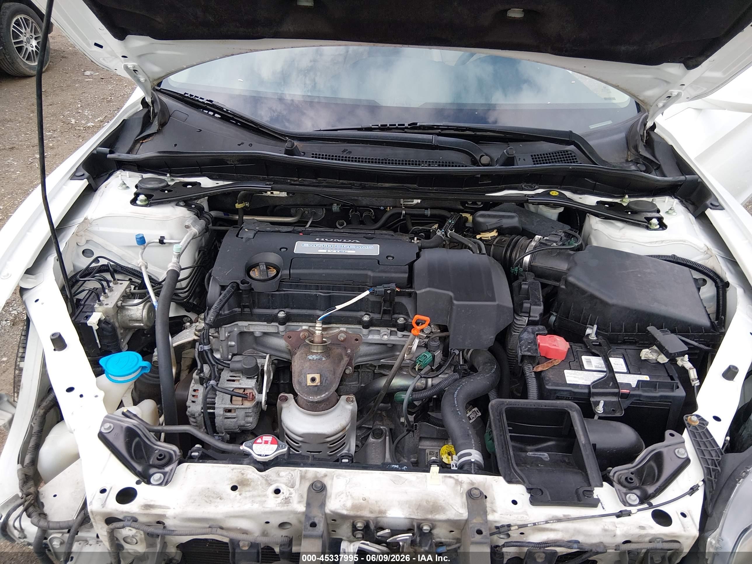 2013 Honda Accord Ex White vin: 1HGCT1B79DA019877