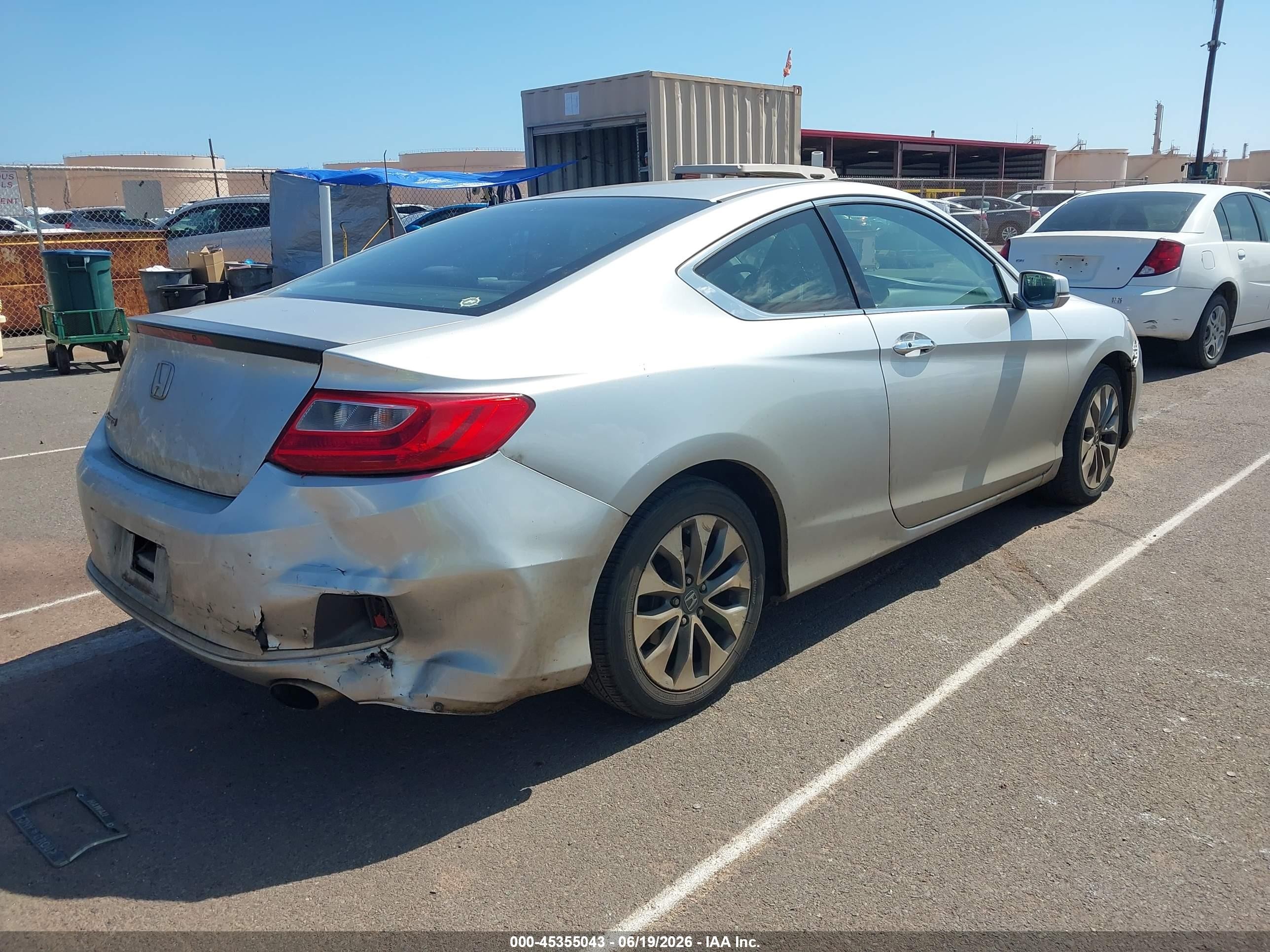2014 Honda Accord Ex Серебряный vin: 1HGCT1B79EA016771