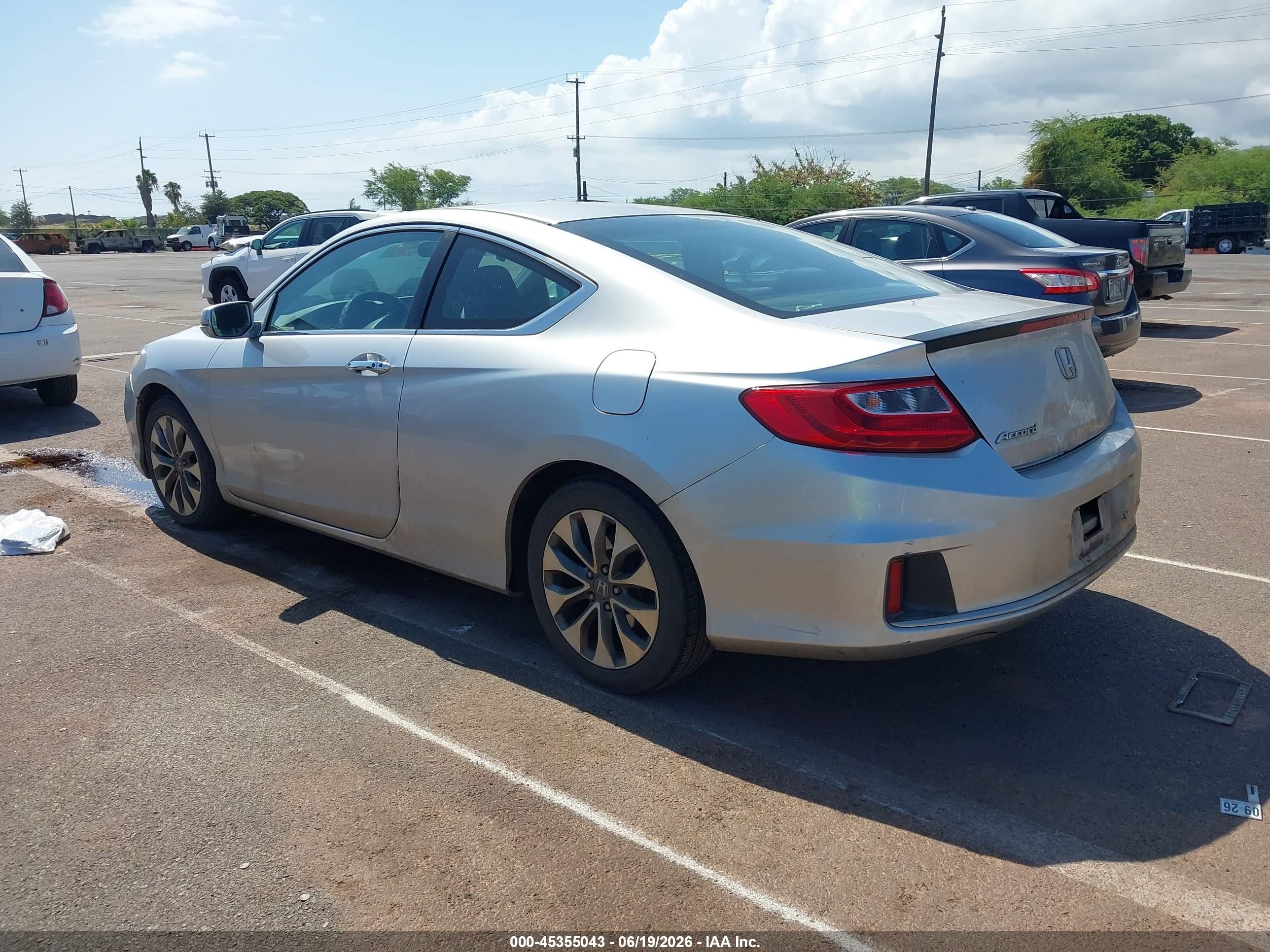 2014 Honda Accord Ex Серебряный vin: 1HGCT1B79EA016771