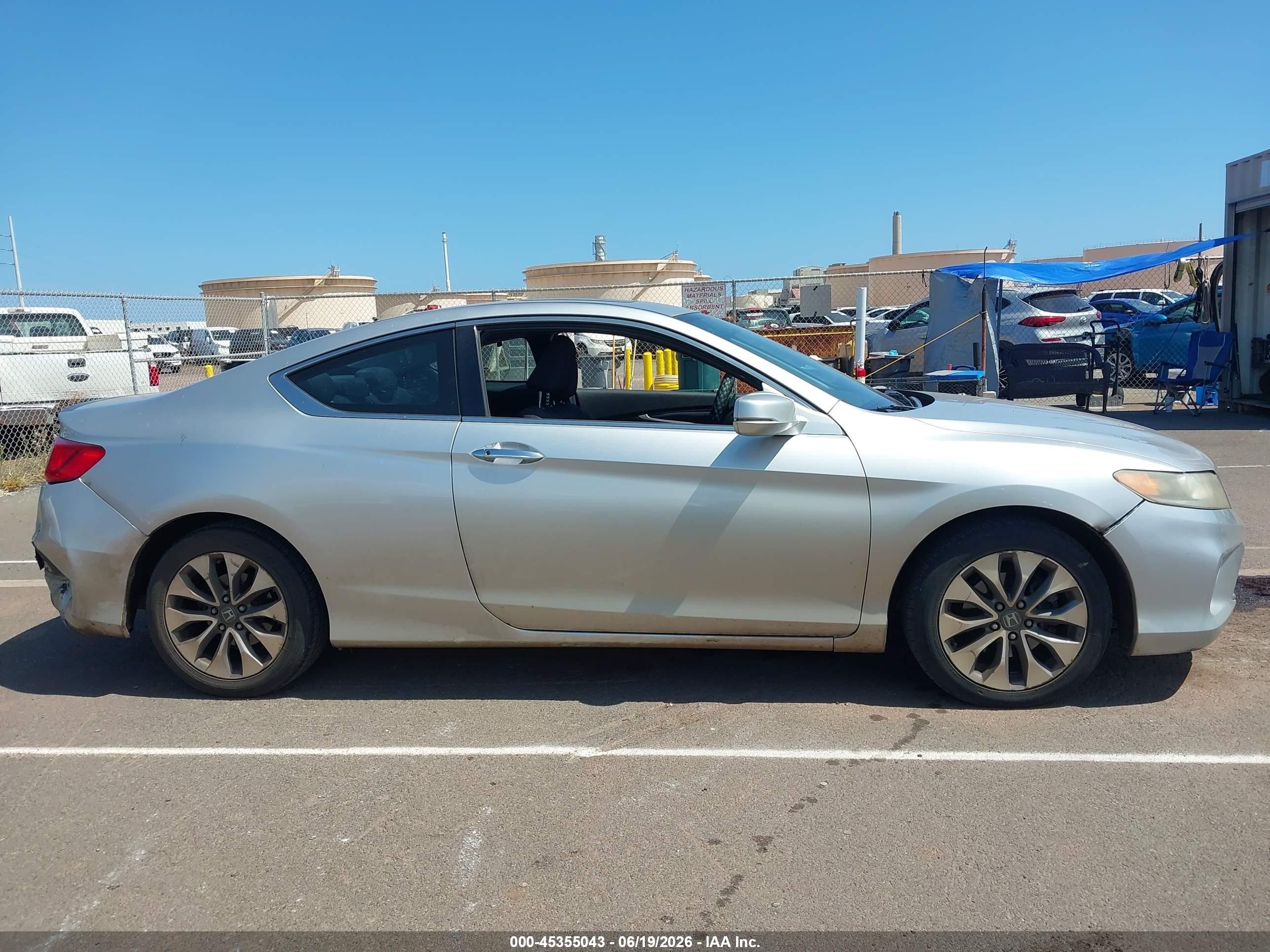 2014 Honda Accord Ex Серебряный vin: 1HGCT1B79EA016771