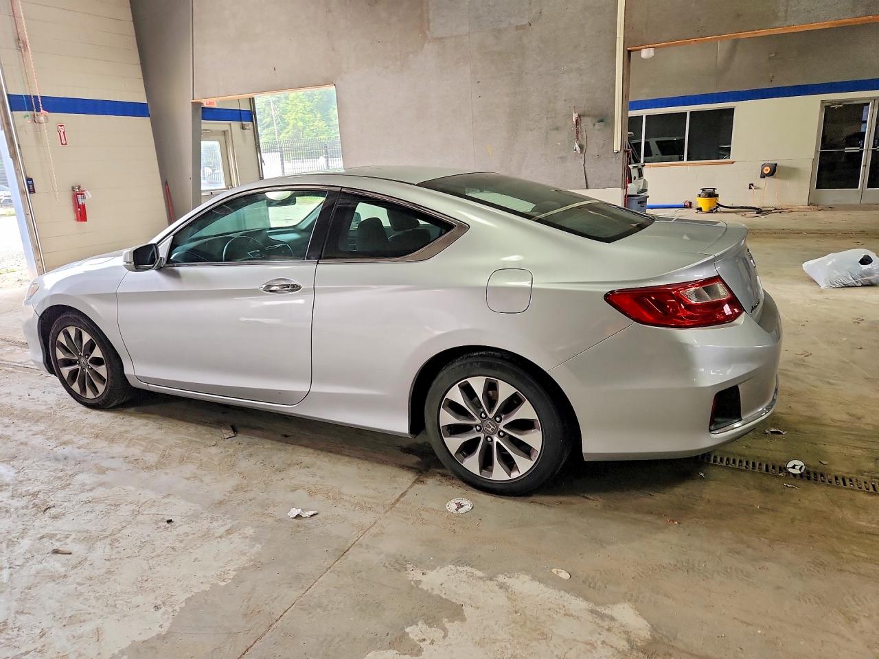 2013 Honda Accord Ex Silver vin: 1HGCT1B7XDA018480