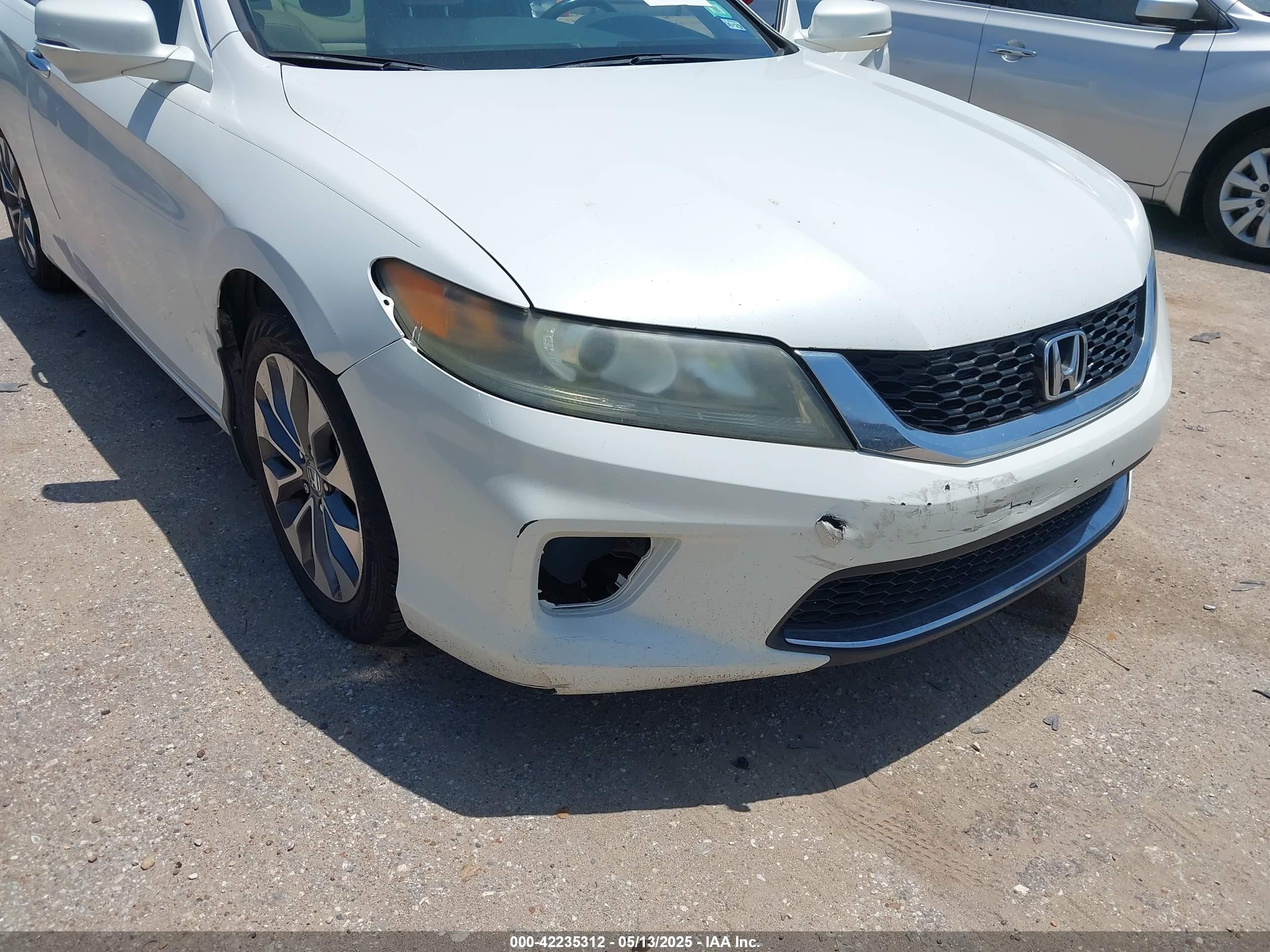 2013 Honda Accord Ex-l White vin: 1HGCT1B80DA016116