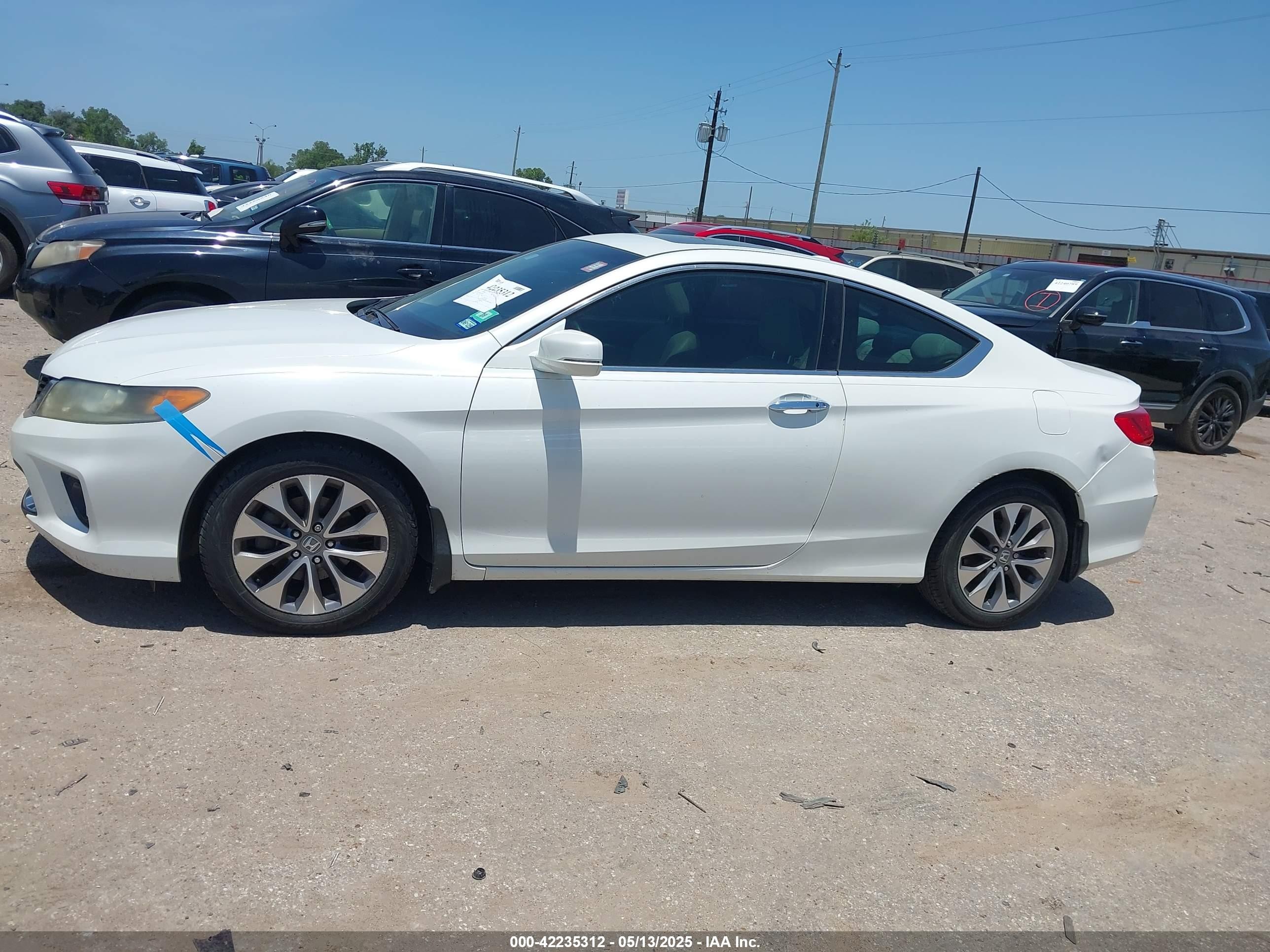 2013 Honda Accord Ex-l White vin: 1HGCT1B80DA016116