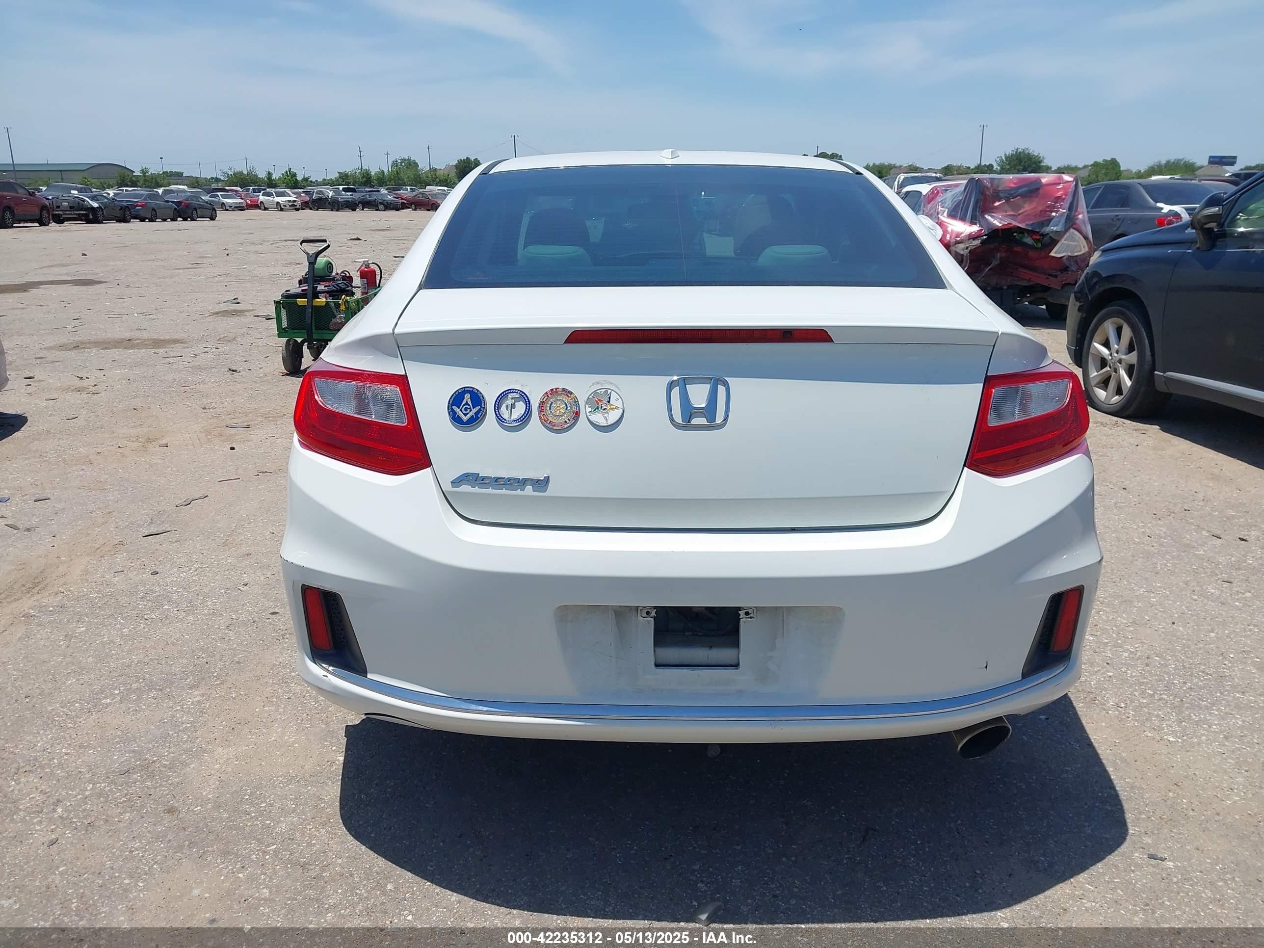 2013 Honda Accord Ex-l White vin: 1HGCT1B80DA016116