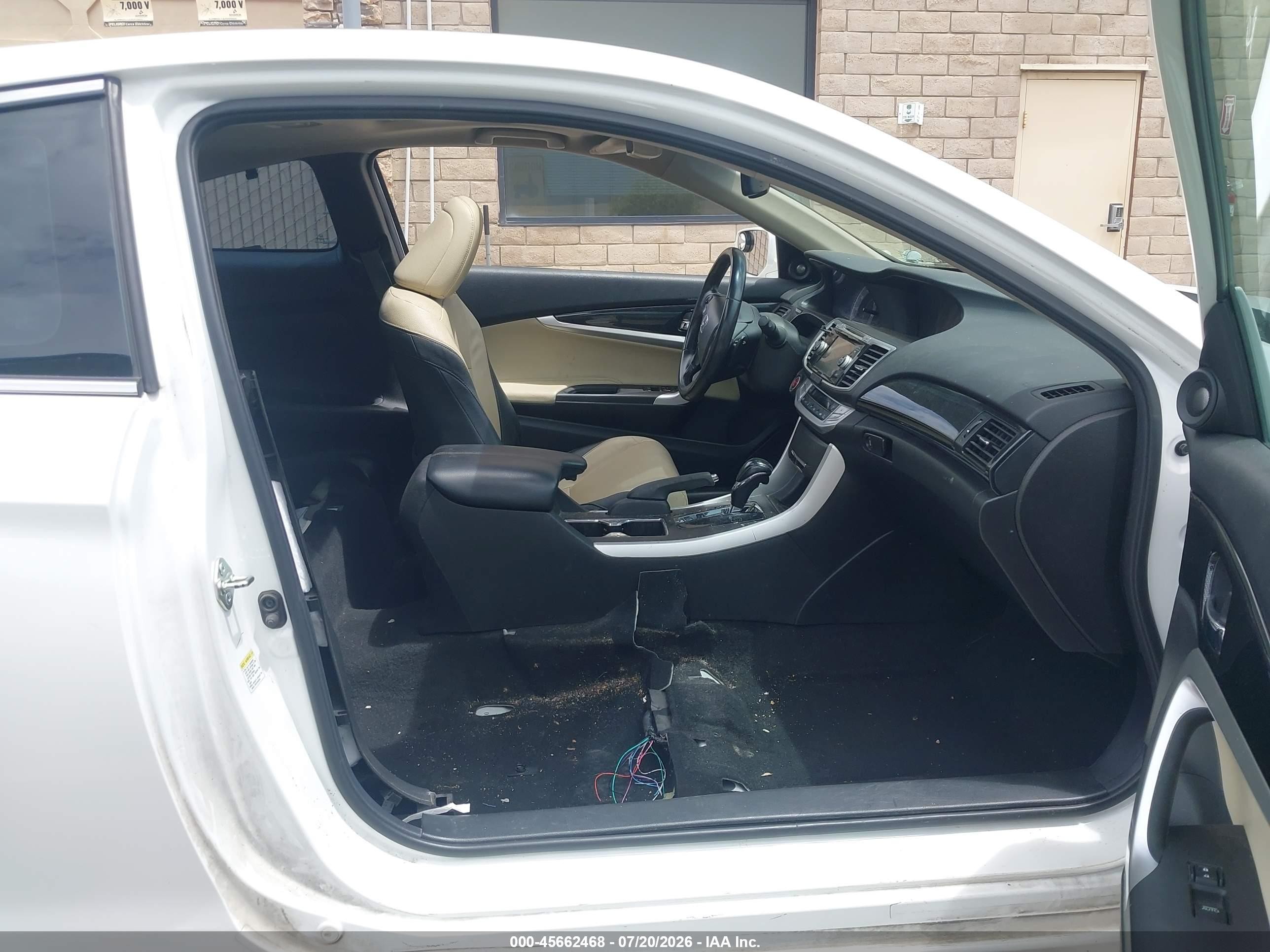 2015 Honda Accord Ex-l White vin: 1HGCT1B80FA012070