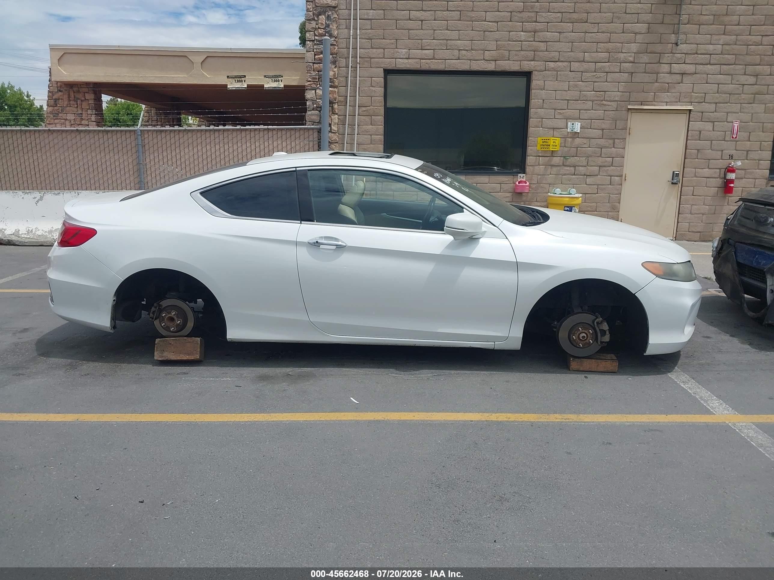 2015 Honda Accord Ex-l White vin: 1HGCT1B80FA012070