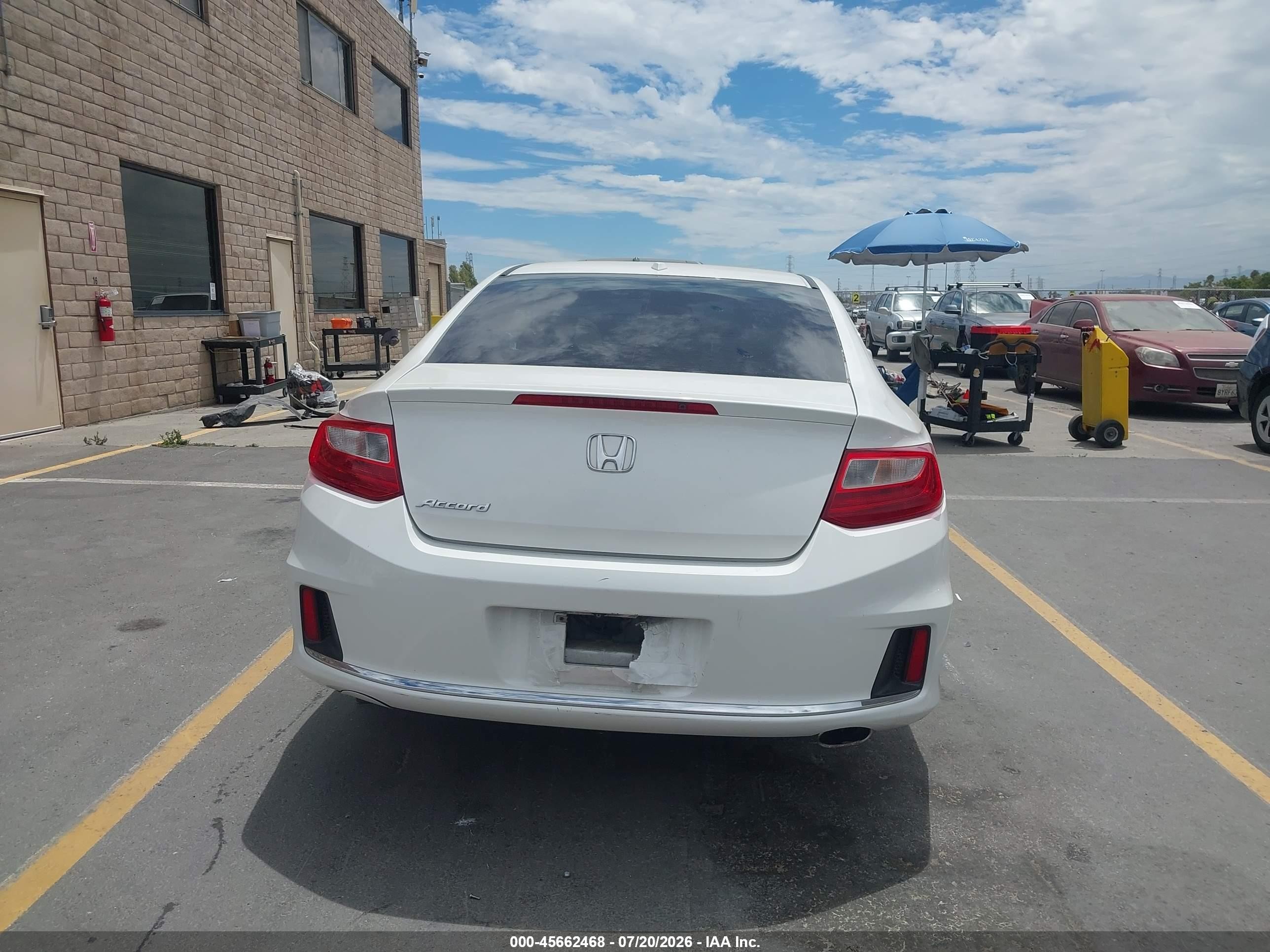2015 Honda Accord Ex-l White vin: 1HGCT1B80FA012070