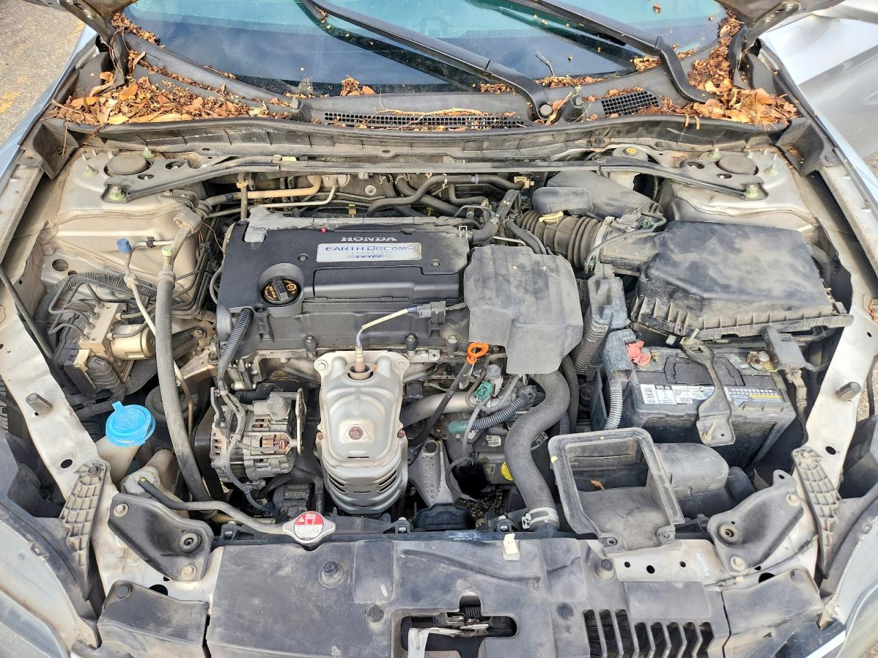2013 Honda Accord Exl Серебряный vin: 1HGCT1B81DA013922