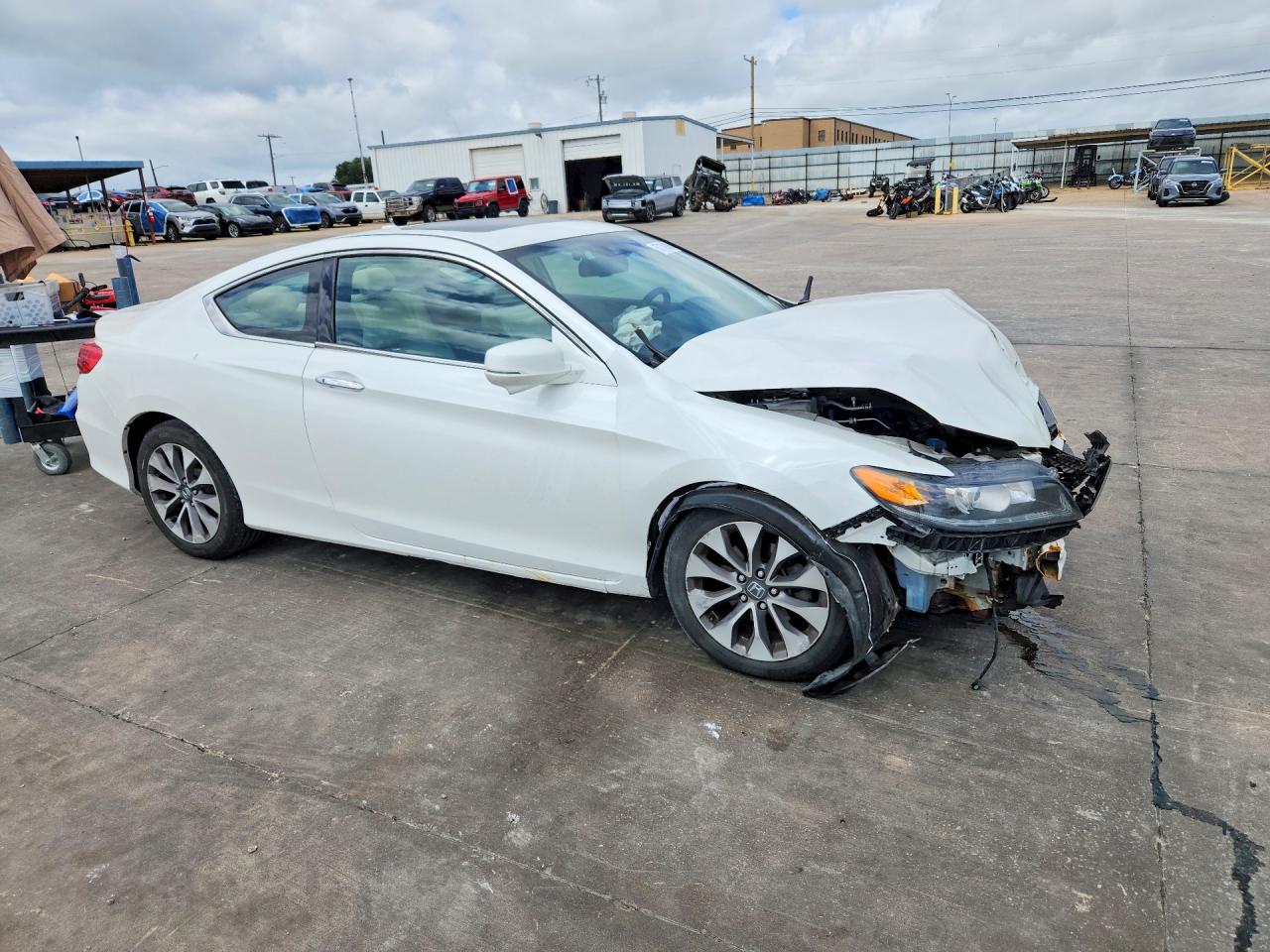 2015 Honda Accord Exl Белый vin: 1HGCT1B81FA012076