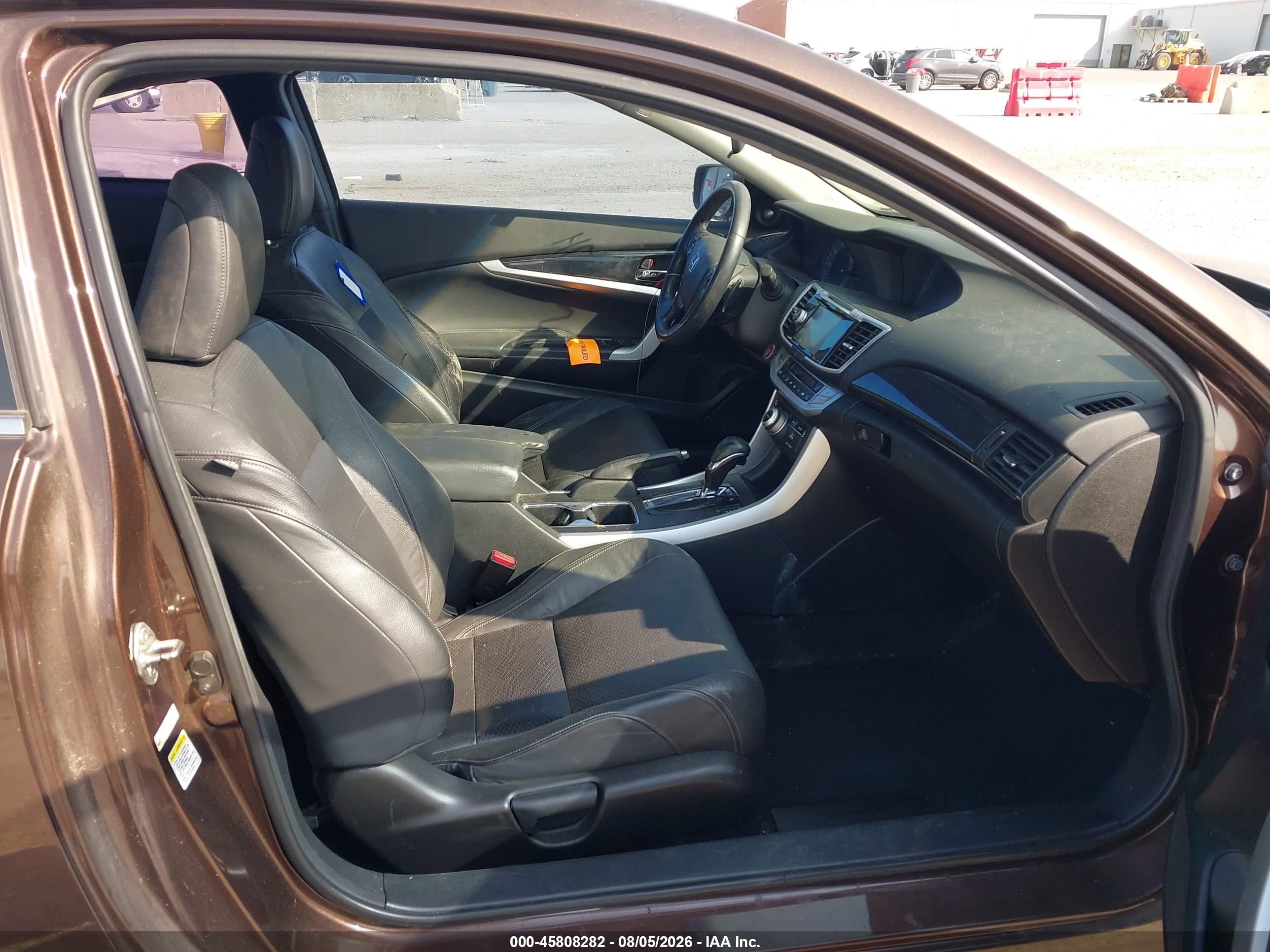 2013 Honda Accord Ex-l Brown vin: 1HGCT1B82DA001231