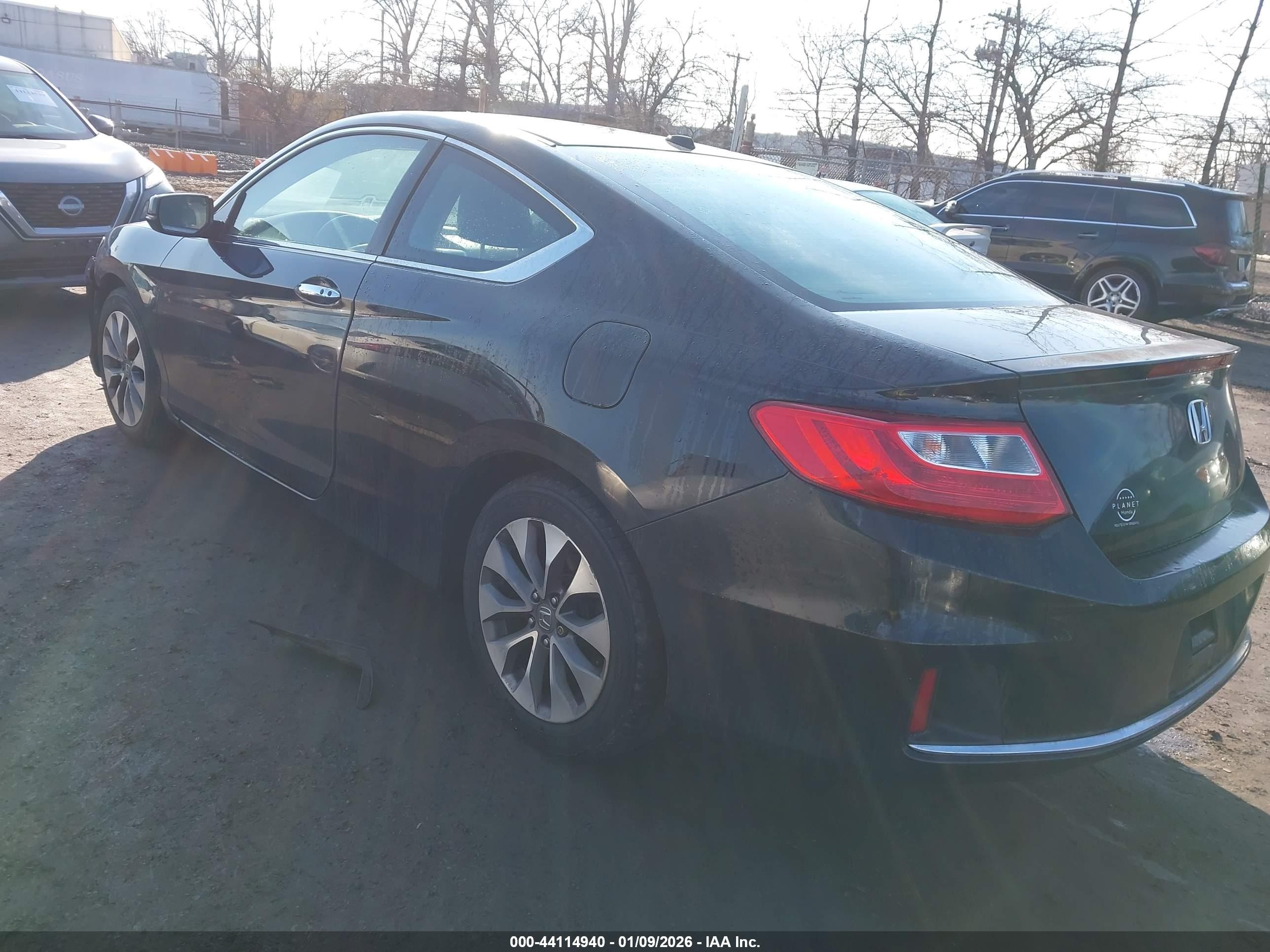 2015 Honda Accord Ex-l Black vin: 1HGCT1B82FA009672