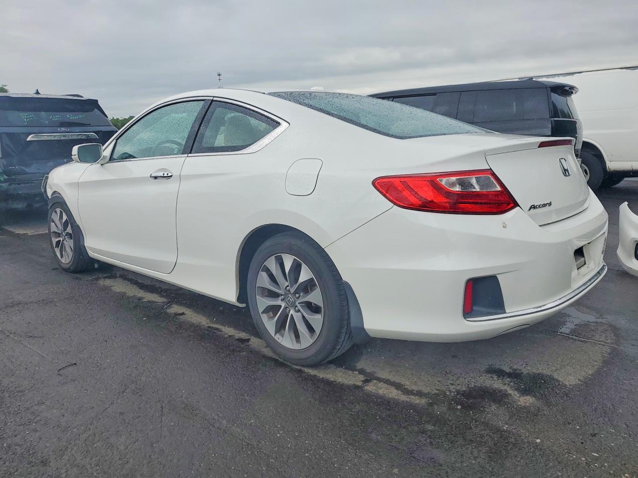 2013 Honda Accord Exl White vin: 1HGCT1B83DA001335