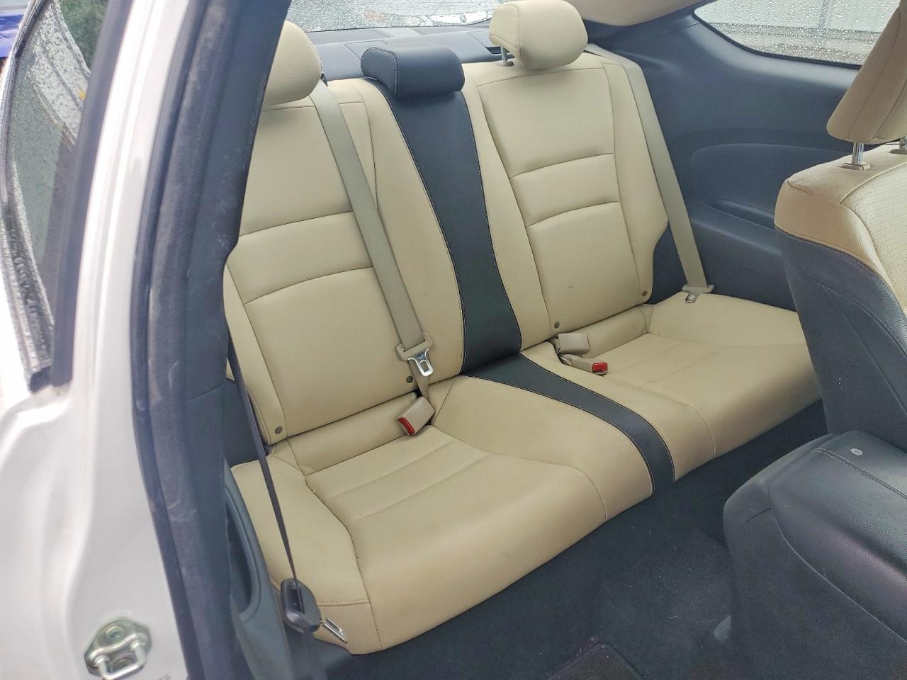 2013 Honda Accord Exl White vin: 1HGCT1B83DA001335
